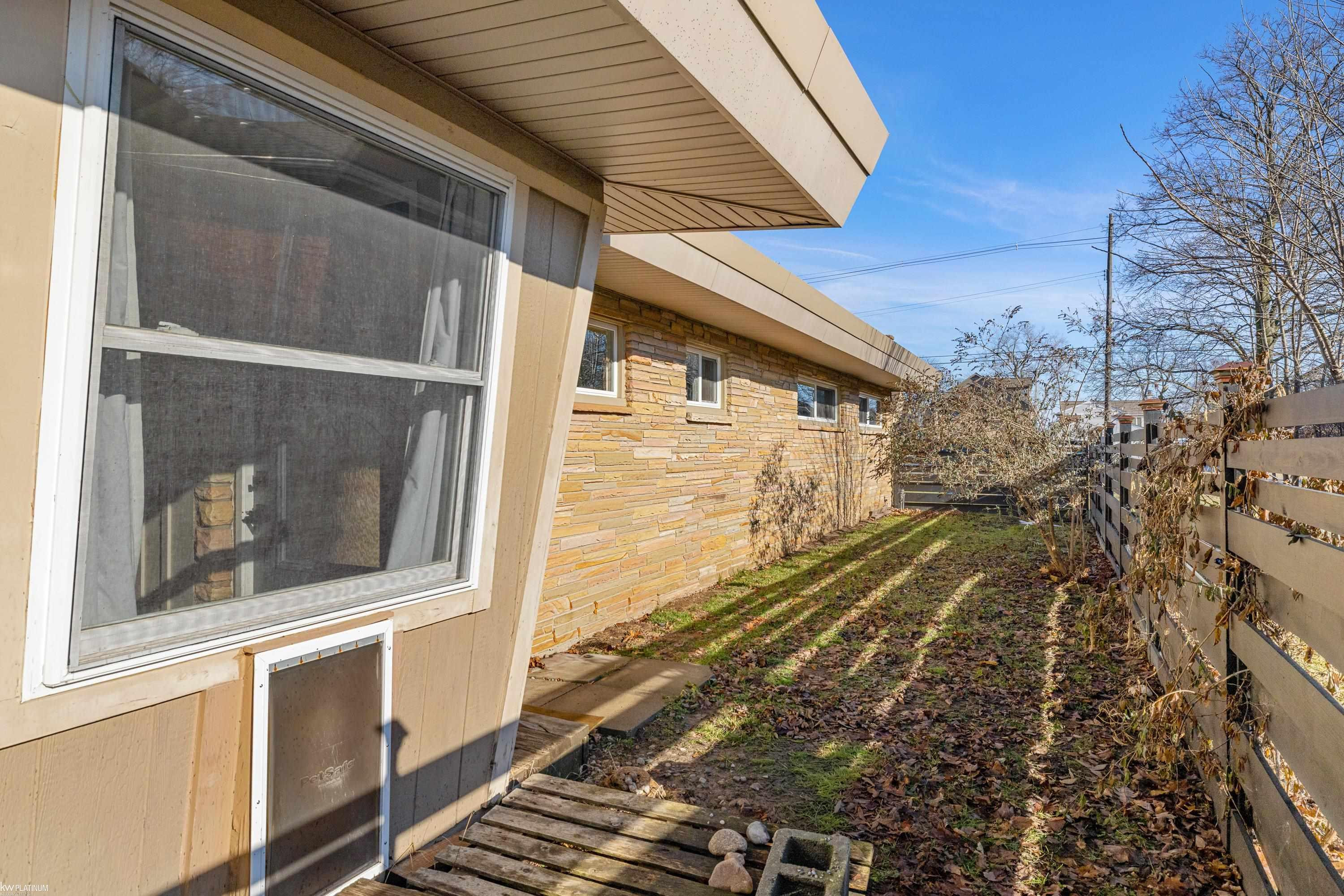 4177 Gratiot Avenue, MI 48059 — Photo 32