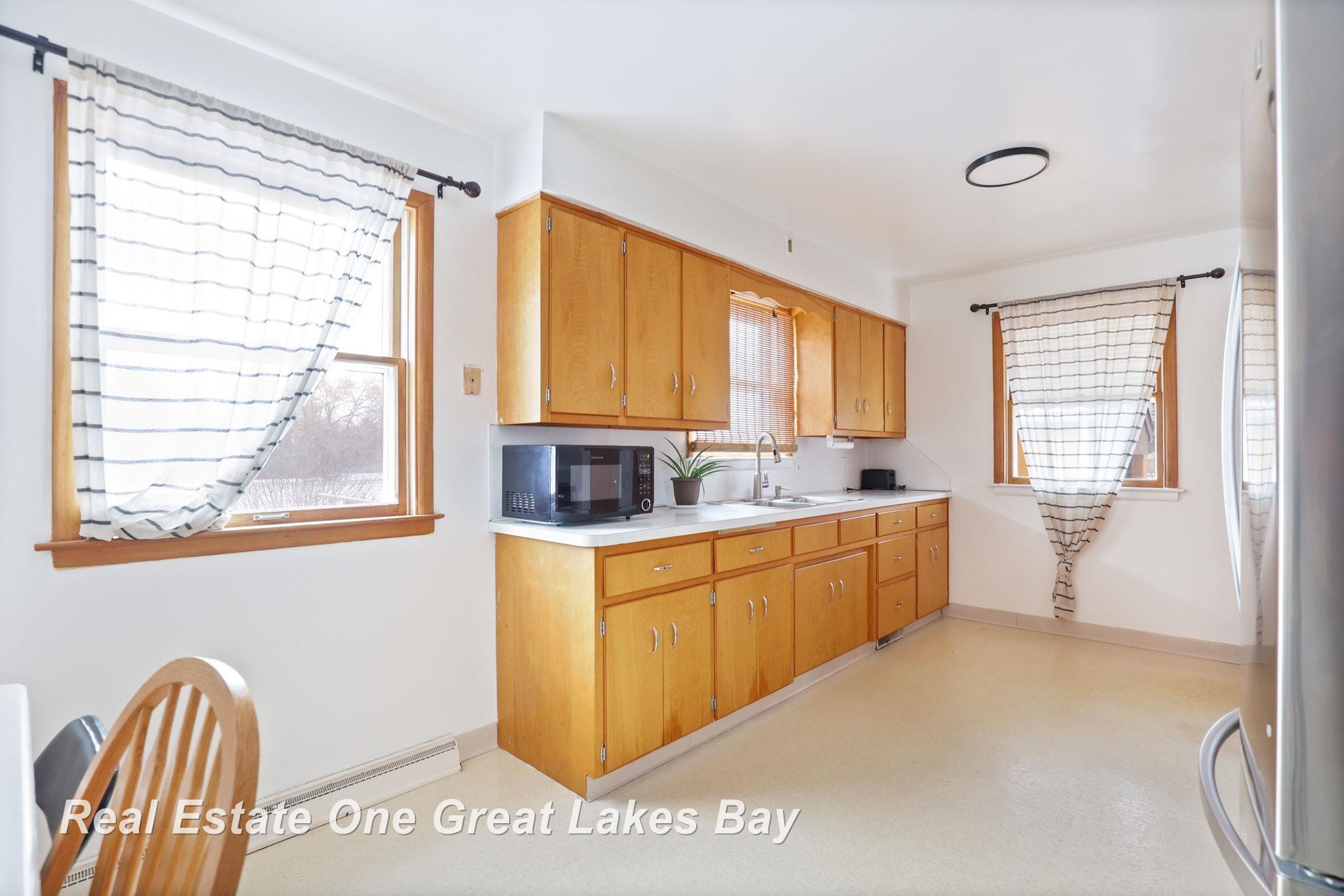 275 W Lynn Street, Saginaw, MI 48604 — Photo 11