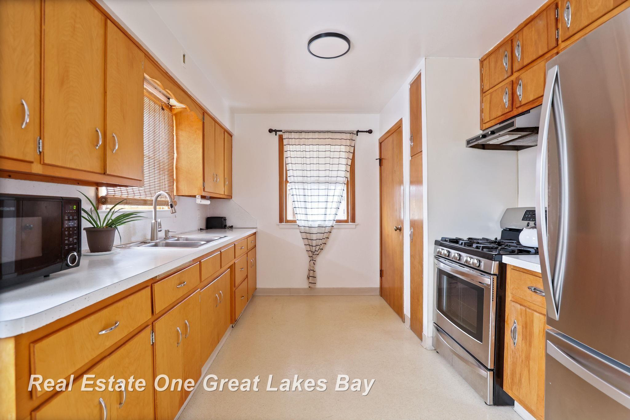 275 W Lynn Street, Saginaw, MI 48604 — Photo 13