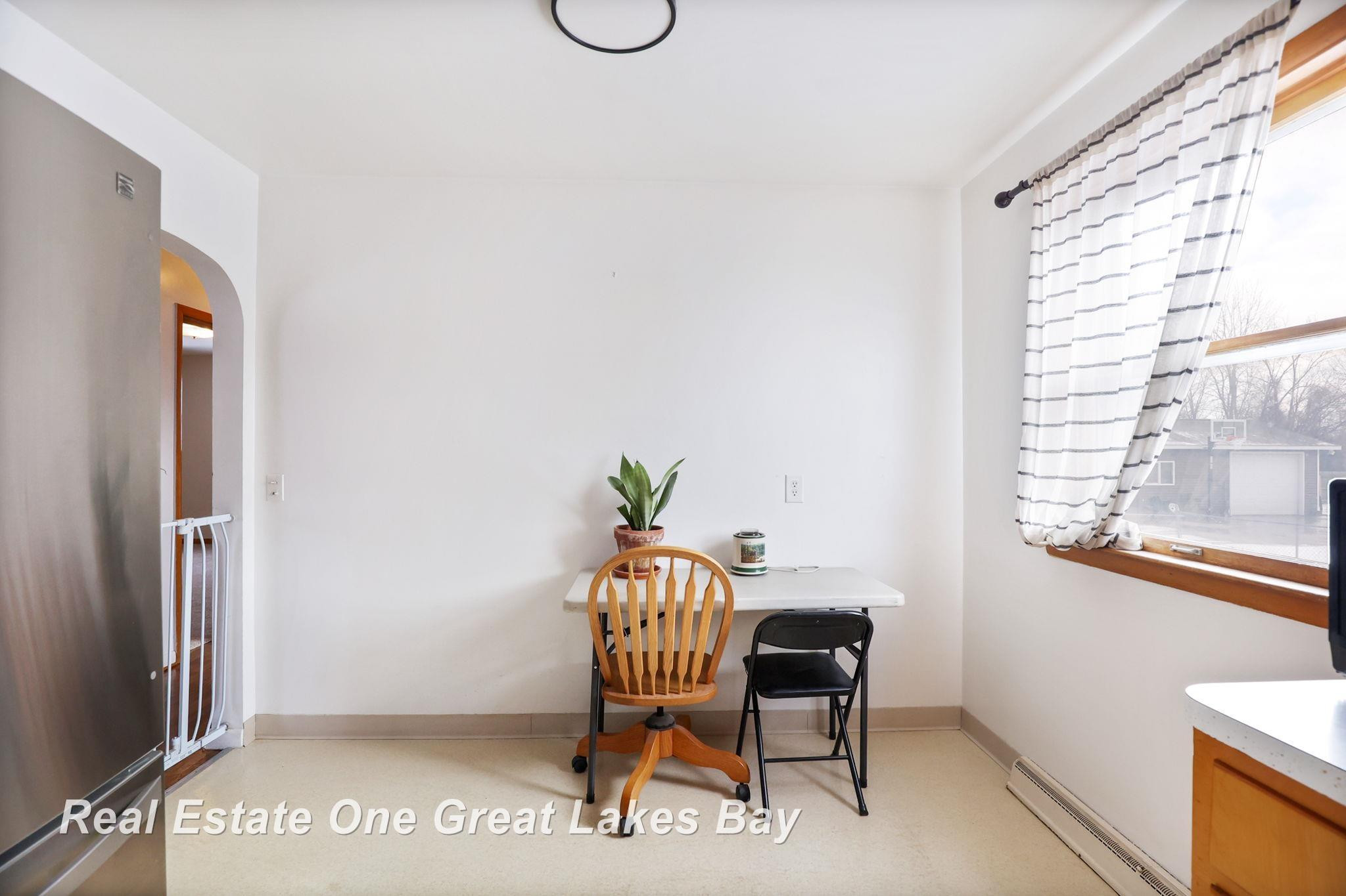 275 W Lynn Street, Saginaw, MI 48604 — Photo 16