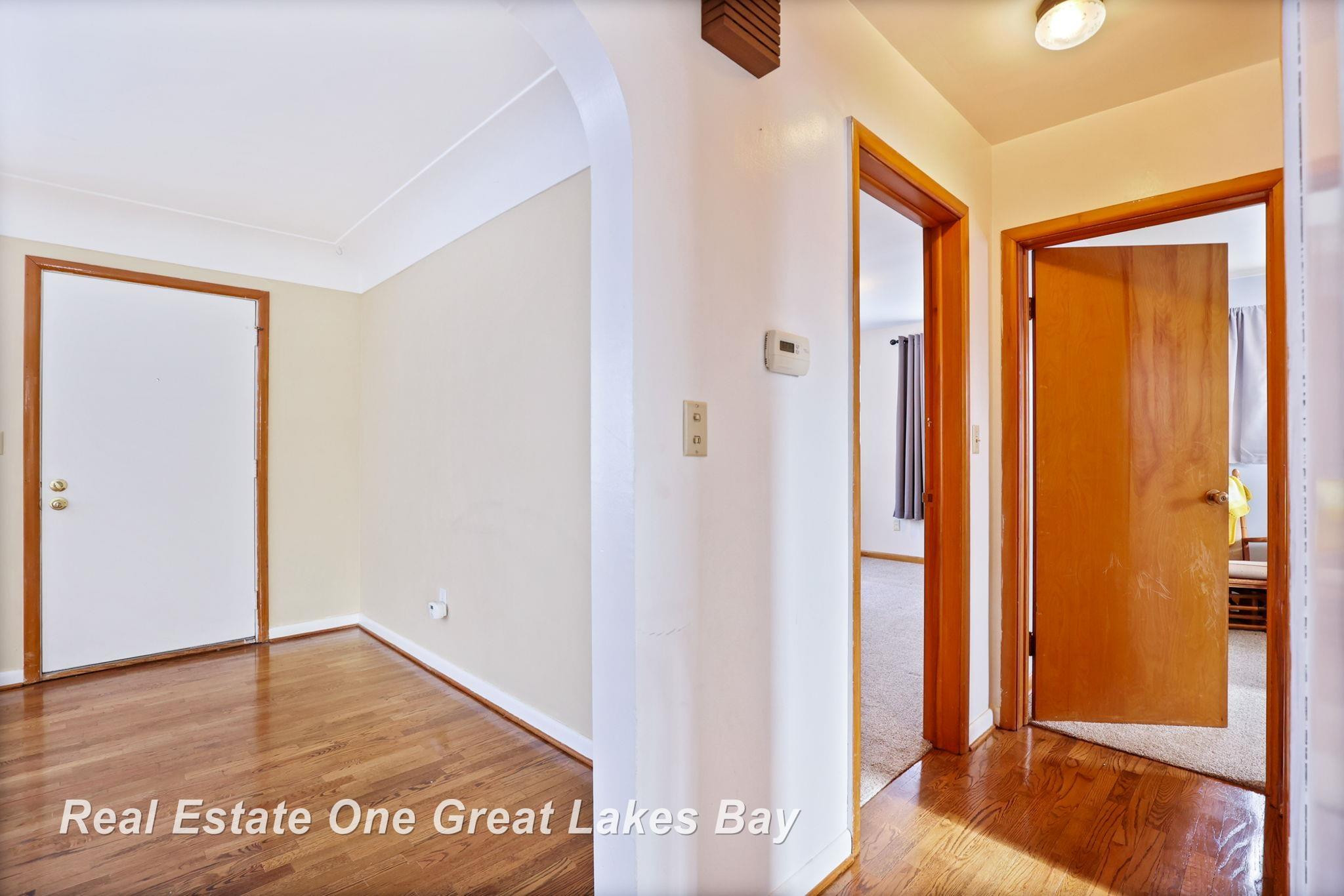 275 W Lynn Street, Saginaw, MI 48604 — Photo 17