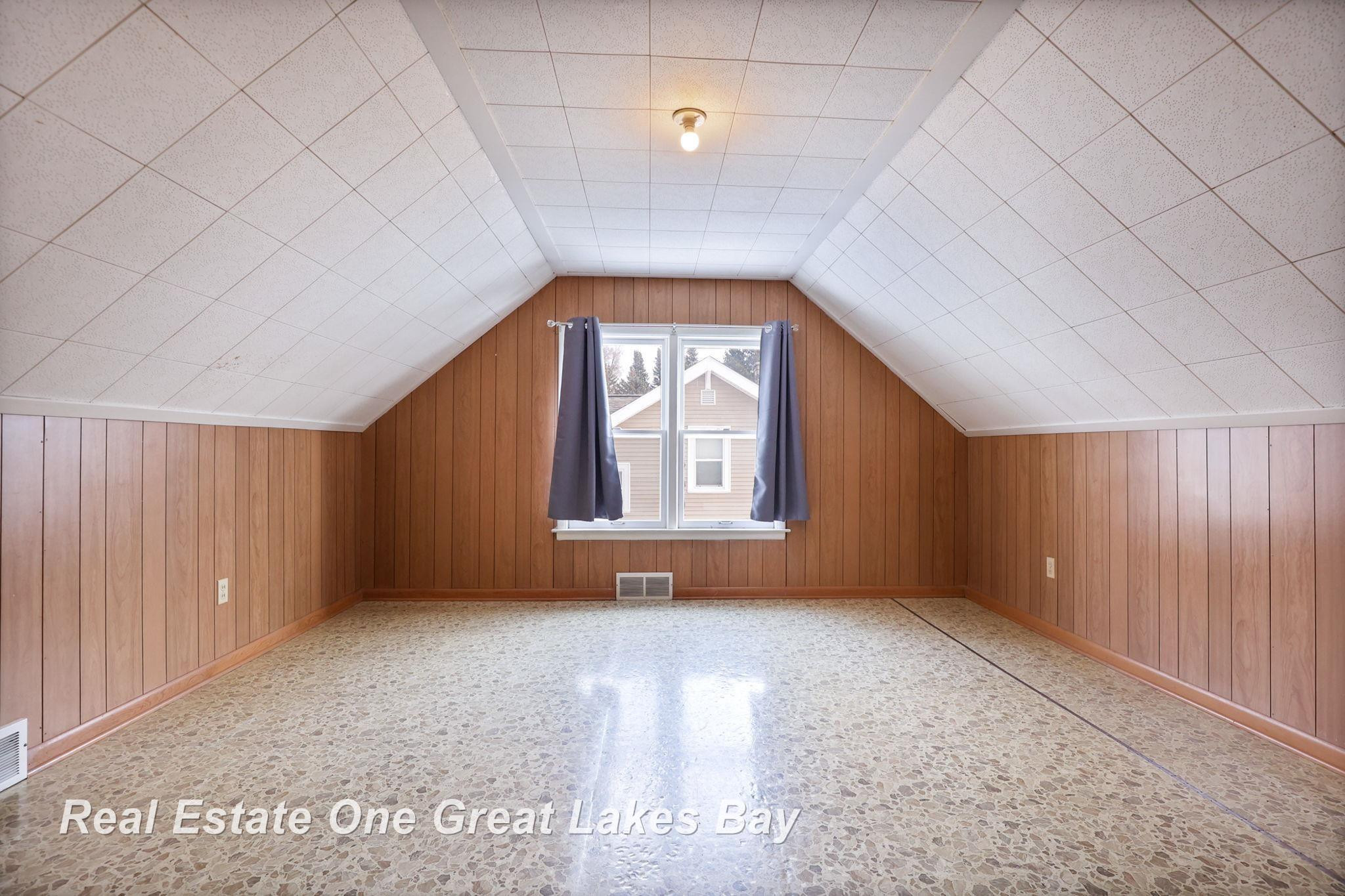 275 W Lynn Street, Saginaw, MI 48604 — Photo 24