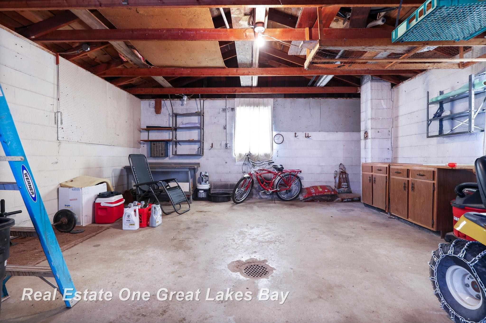 275 W Lynn Street, Saginaw, MI 48604 — Photo 35