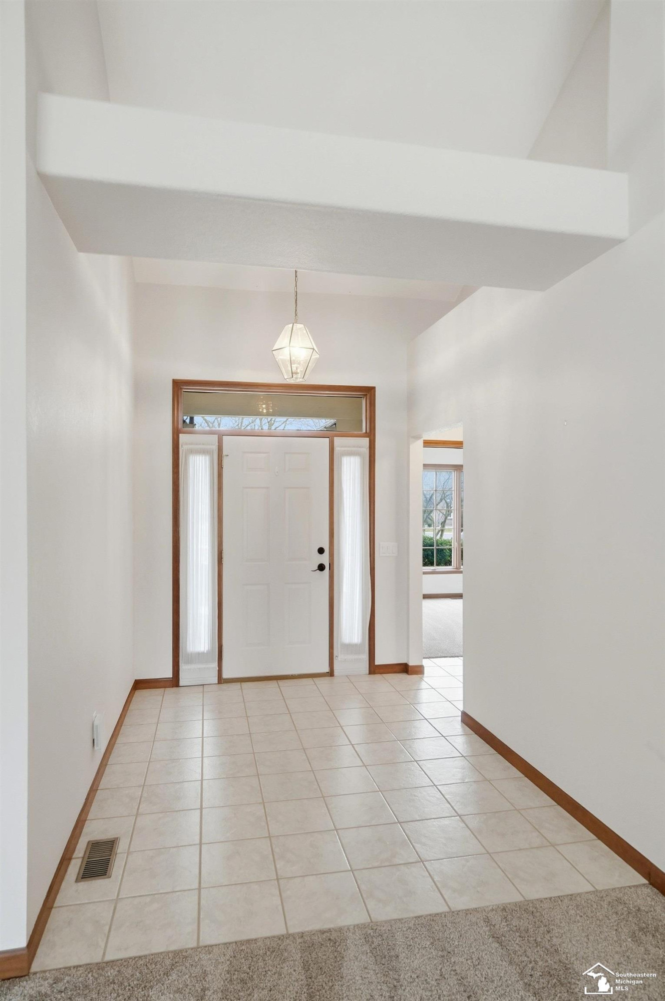 3174 Crystal Court, Lambertville, MI 48144 — Photo 5