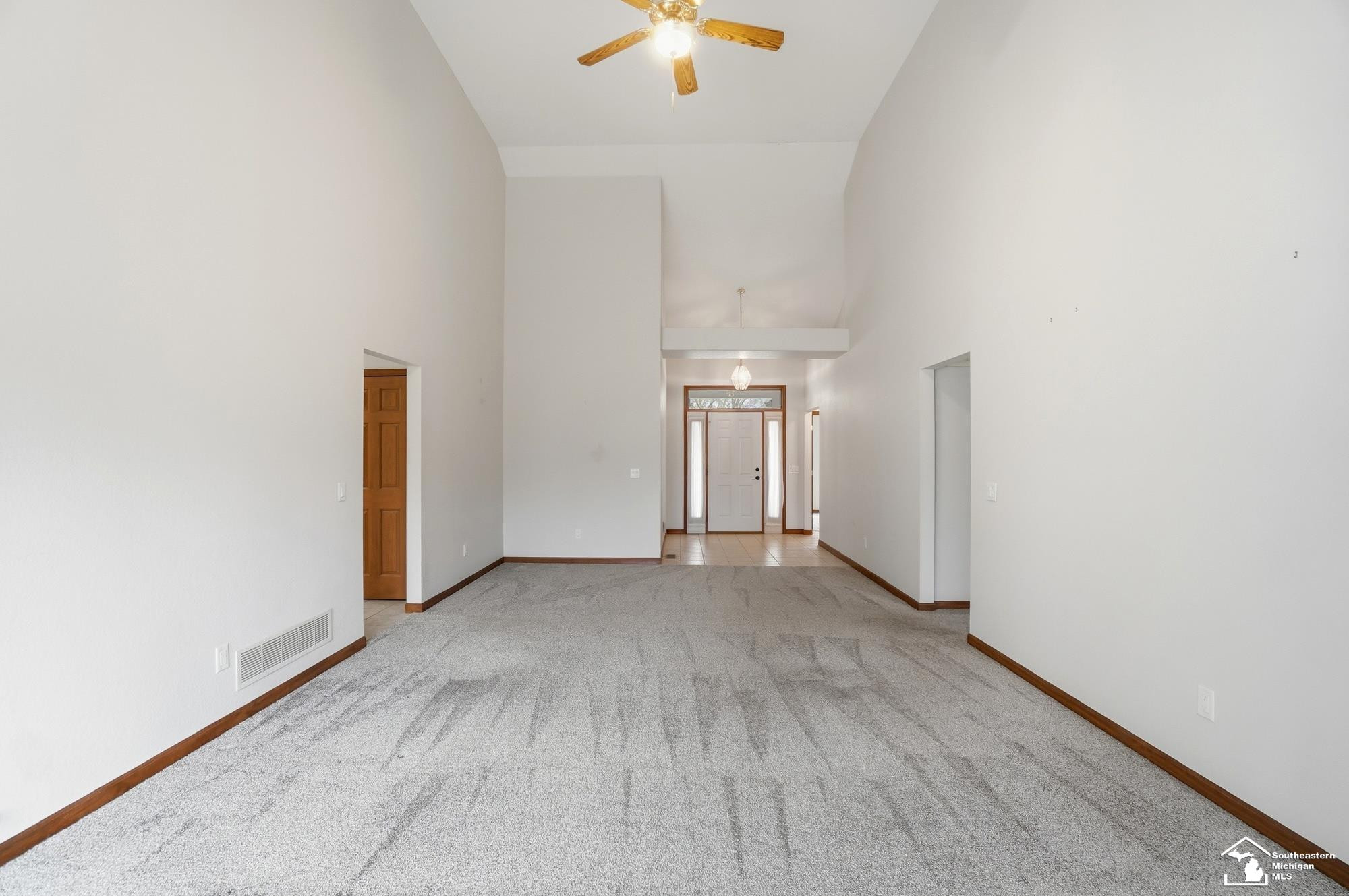 3174 Crystal Court, Lambertville, MI 48144 — Photo 9