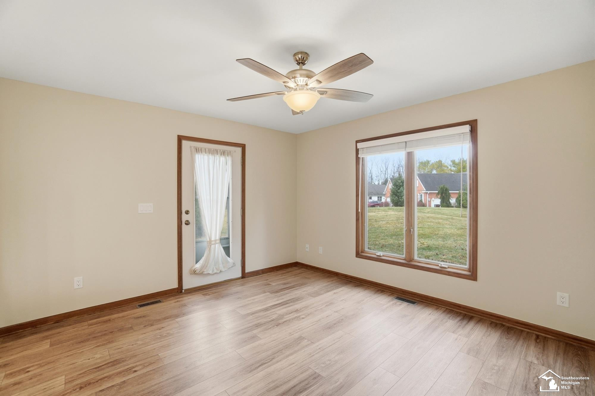 3174 Crystal Court, Lambertville, MI 48144 — Photo 18