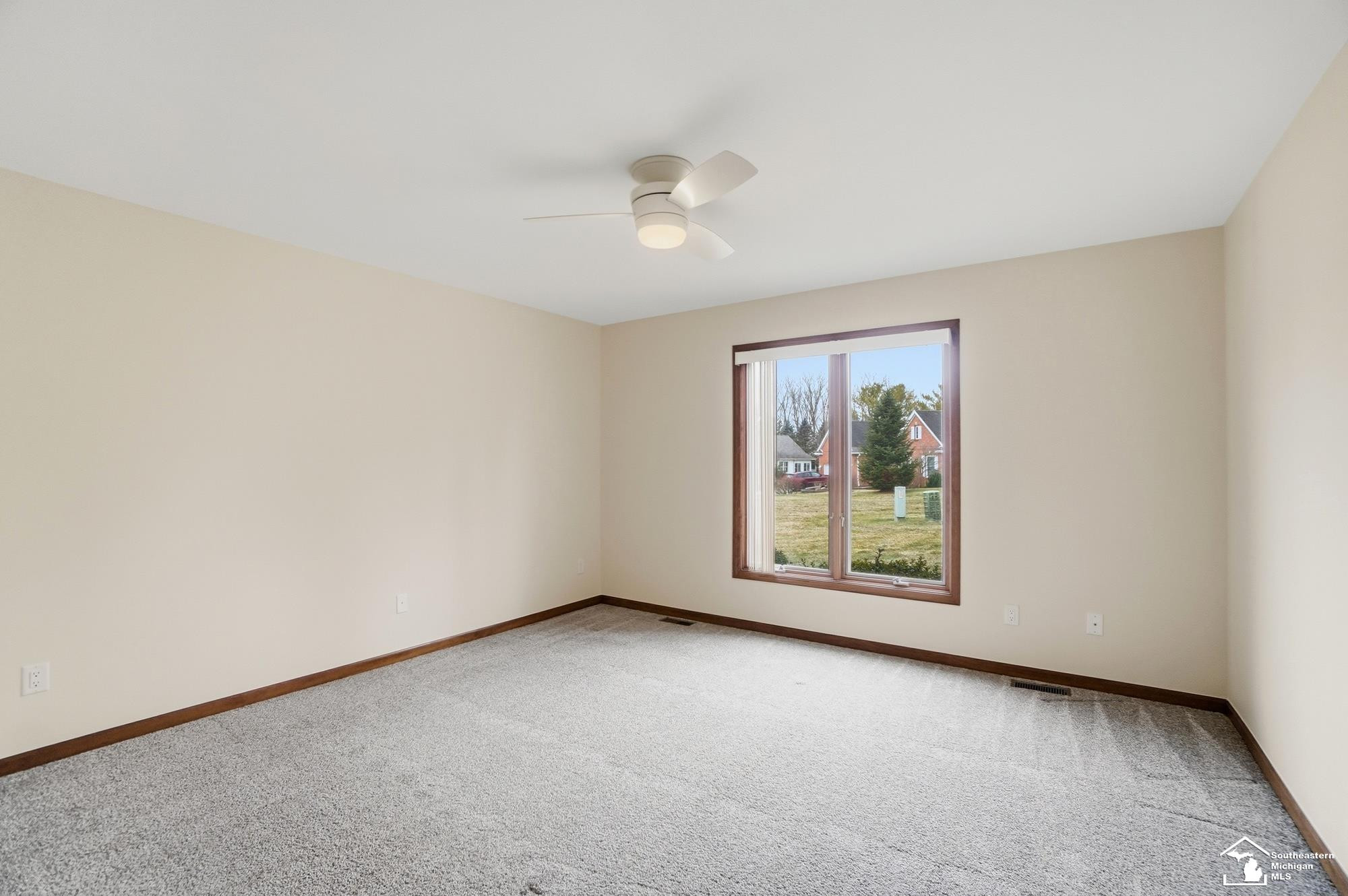 3174 Crystal Court, Lambertville, MI 48144 — Photo 21