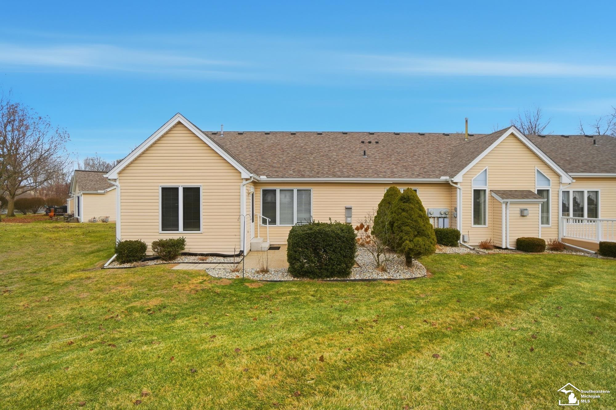 3174 Crystal Court, Lambertville, MI 48144 — Photo 36