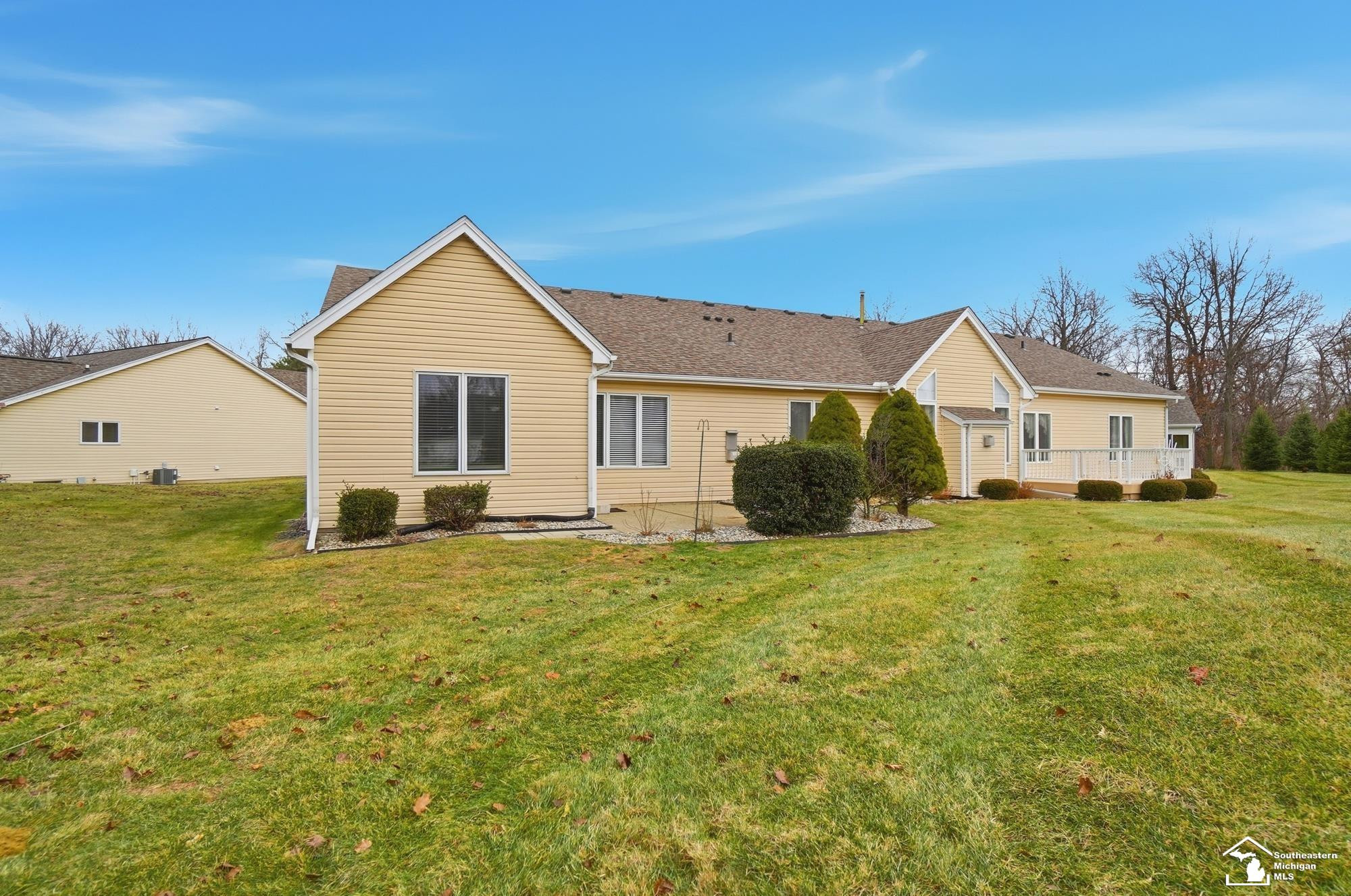 3174 Crystal Court, Lambertville, MI 48144 — Photo 37