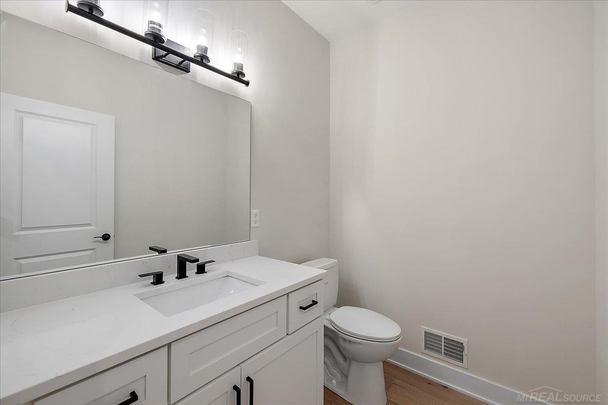 682 Westlake Avenue, Oxford, MI 48371 — Photo 25