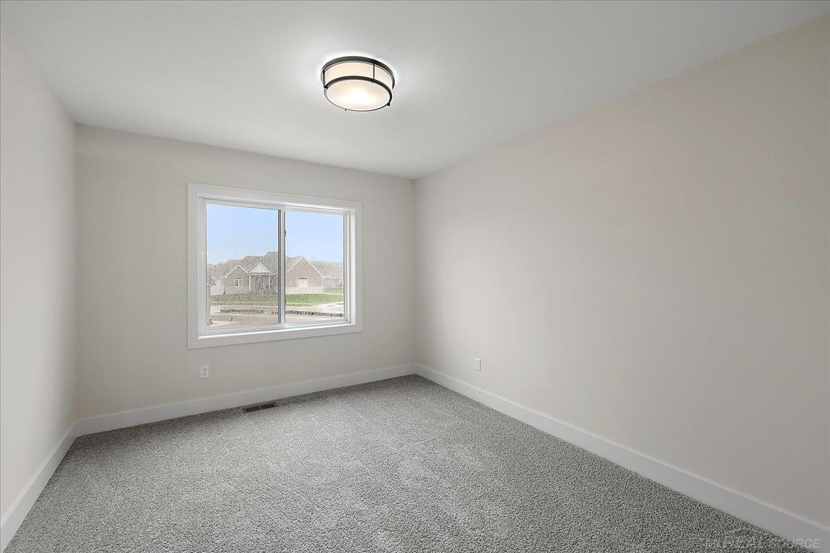 682 Westlake Avenue, Oxford, MI 48371 — Photo 46