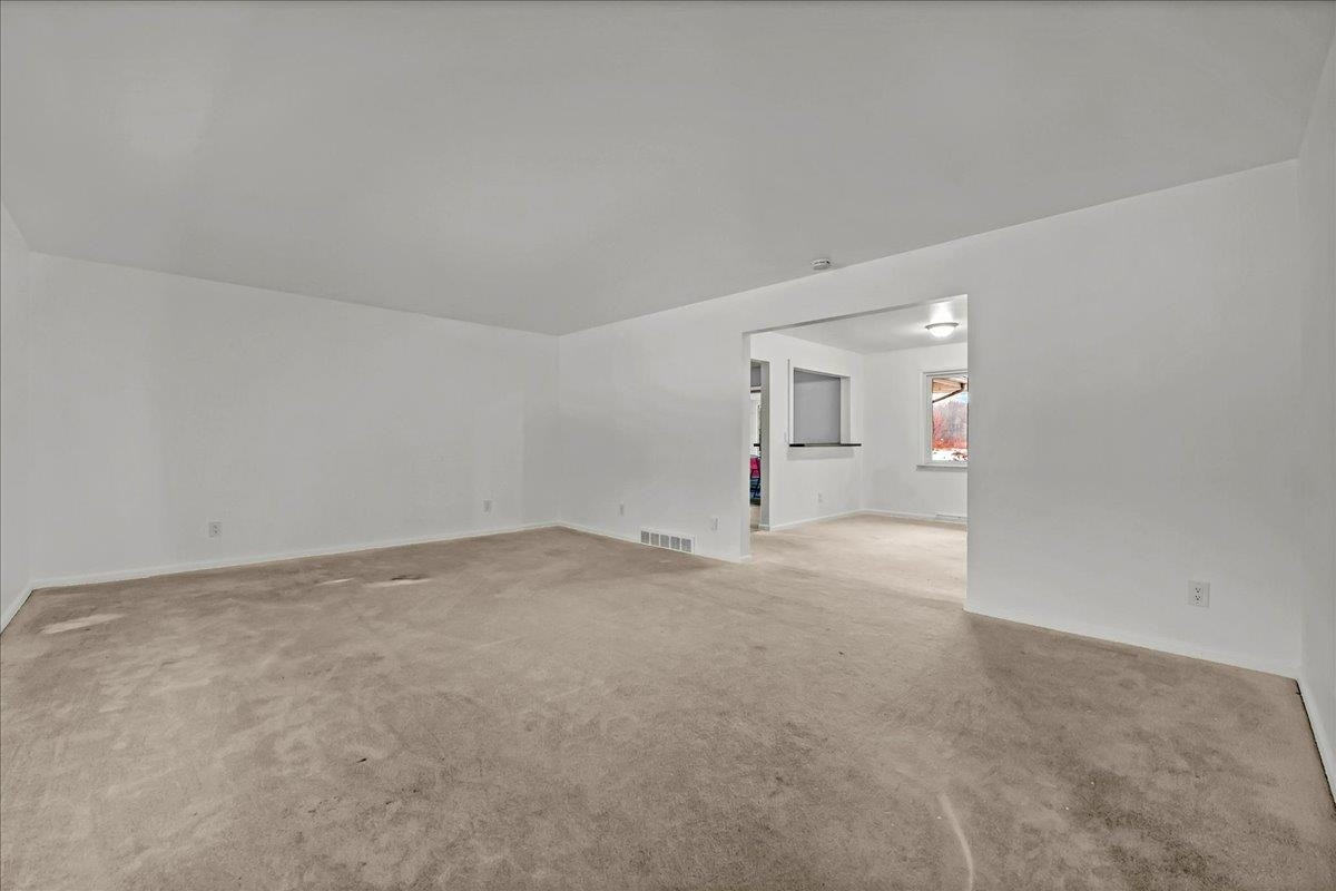 10731 Swan Creek Road, Saginaw, MI 48609 — Photo 18