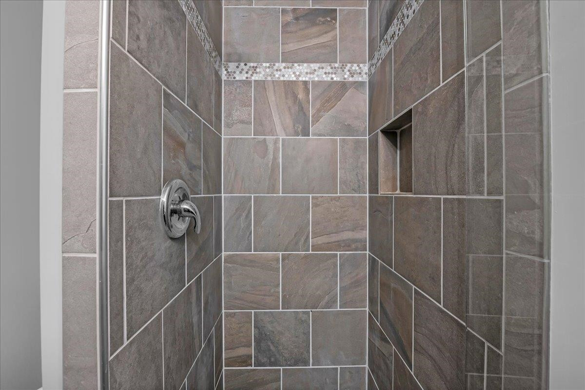 10731 Swan Creek Road, Saginaw, MI 48609 — Photo 28
