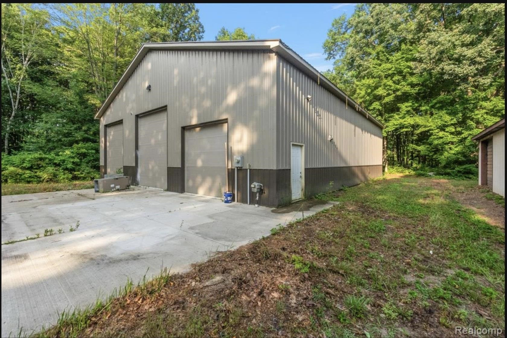 10731 Swan Creek Road, Saginaw, MI 48609 — Photo 37