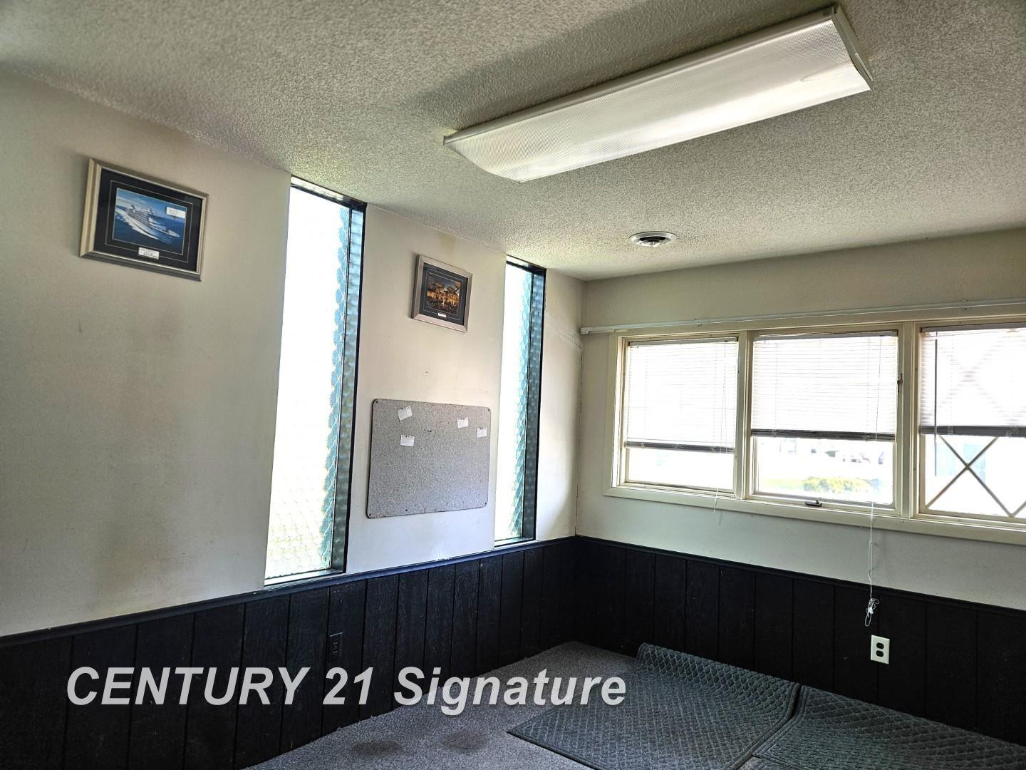 3239 Christy Way Street, Saginaw, MI 48603 — Photo 3