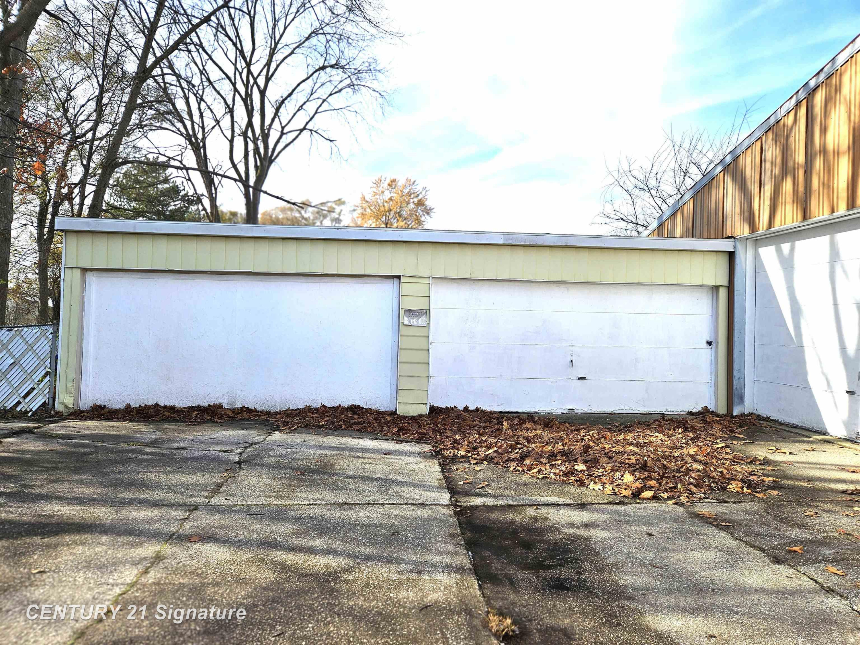 3239 Christy Way Street, Saginaw, MI 48603 — Photo 11