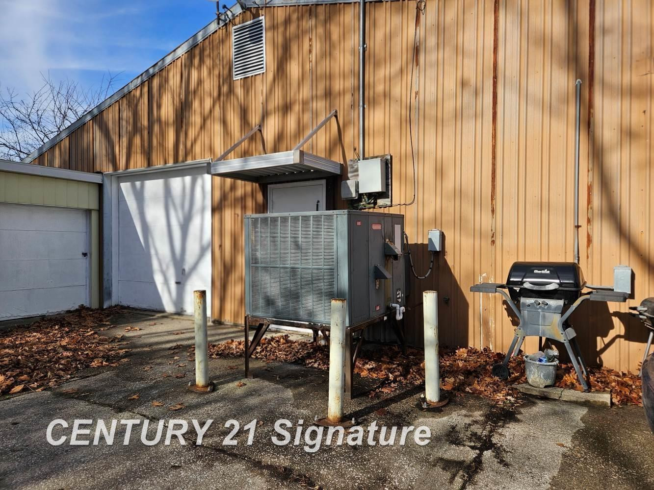 3239 Christy Way Street, Saginaw, MI 48603 — Photo 12