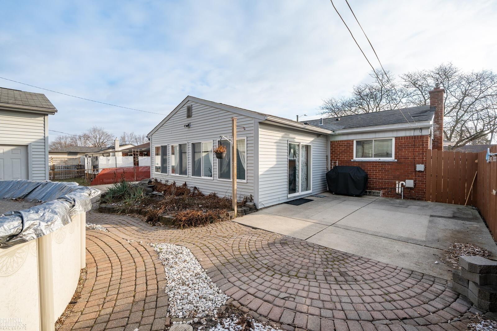 33515 Vista Way, Fraser, MI 48026 — Photo 24