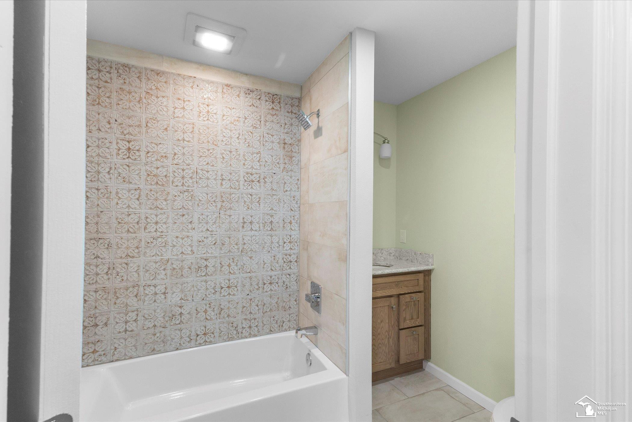 3835 Lois Drive, Lambertville, MI 48144 — Photo 19