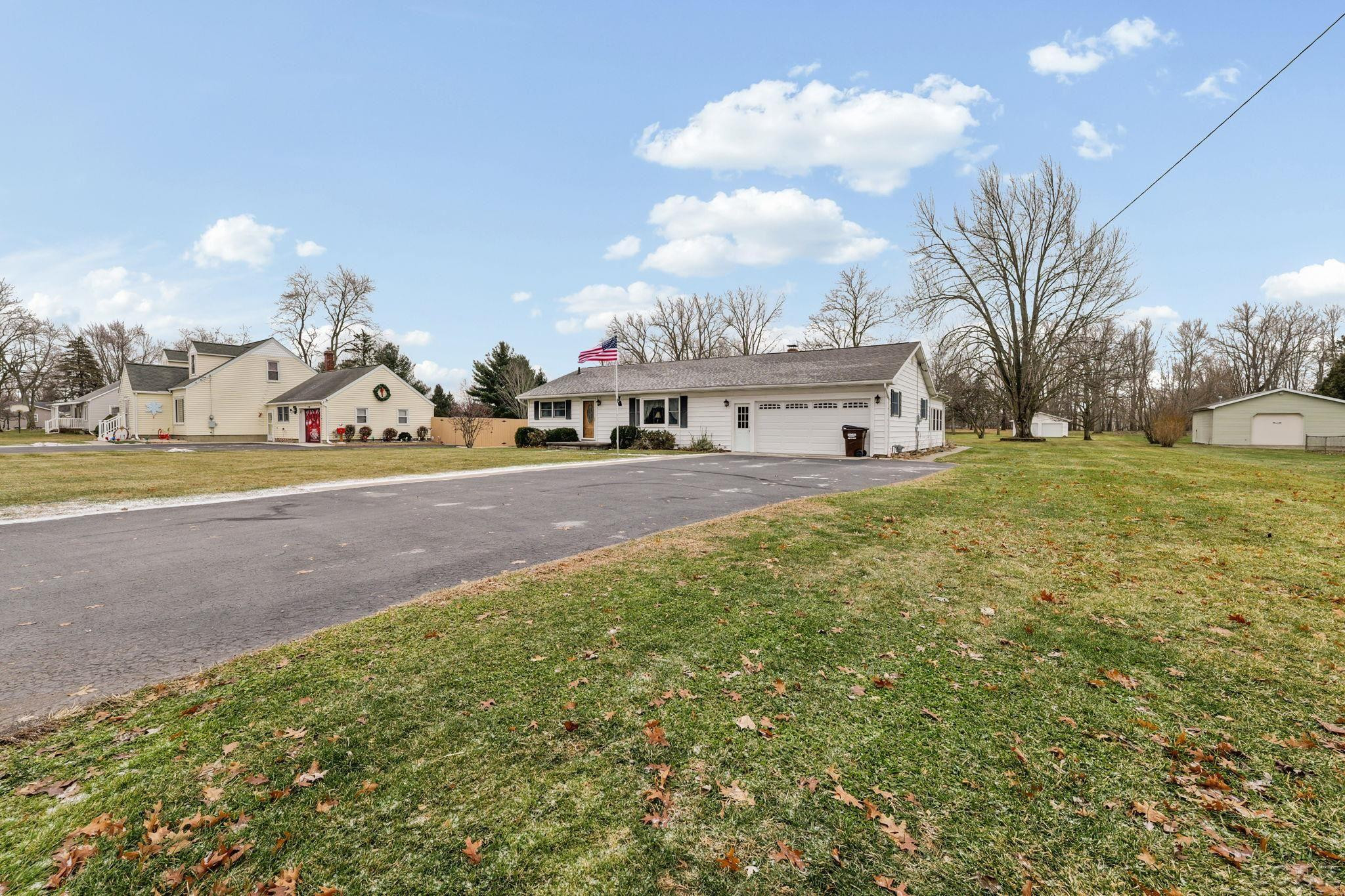 511 E Keegan Street, Deerfield, MI 49238 — front exterior
