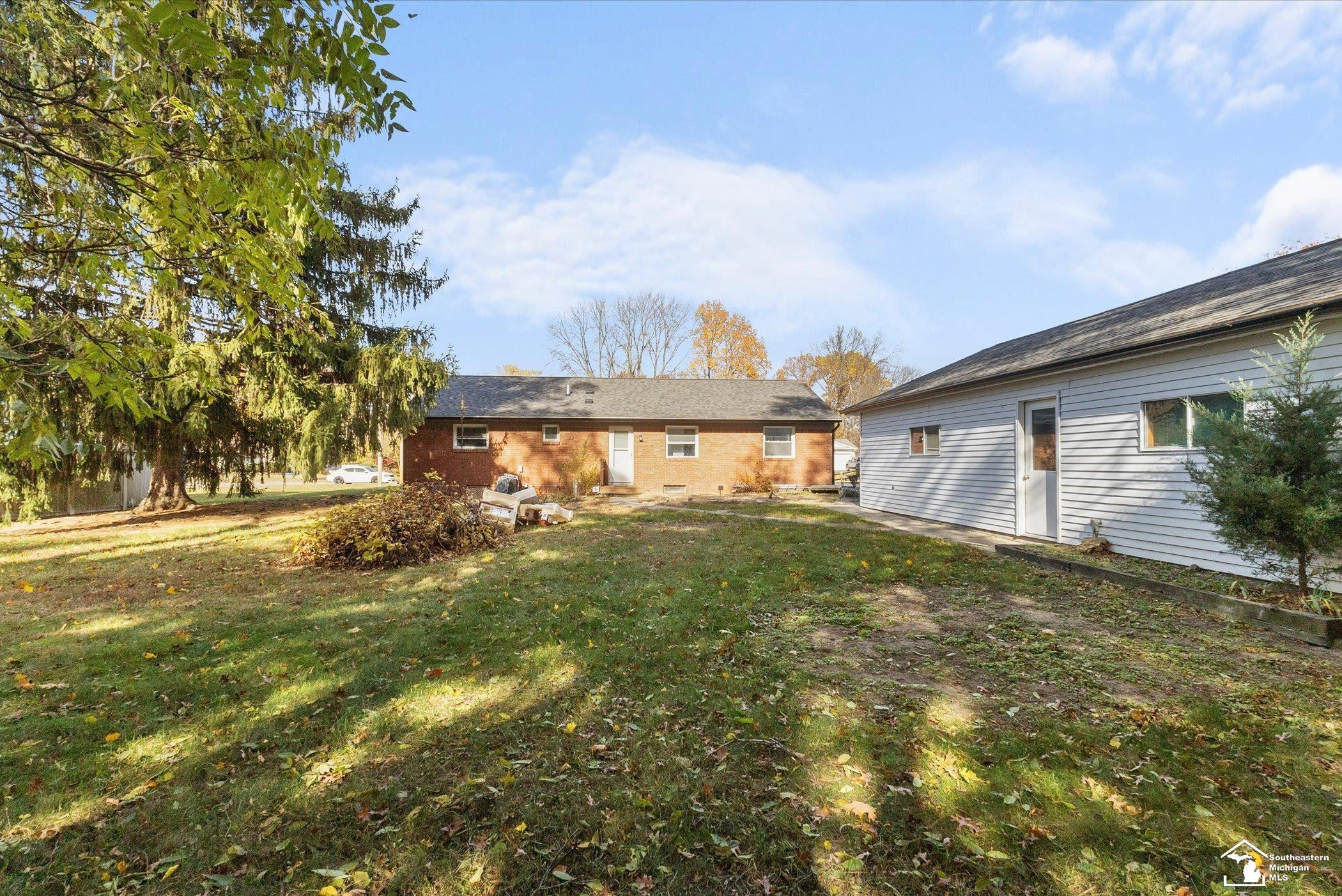 3835 Lois Drive, Lambertville, MI 48144 — Photo 32