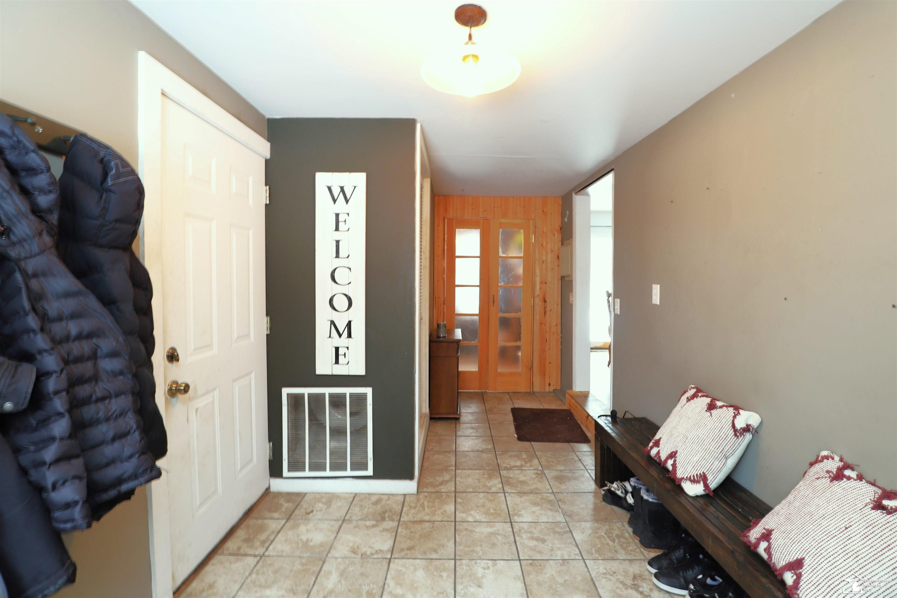 4940 Onway Drive, MI 49267 — Photo 9