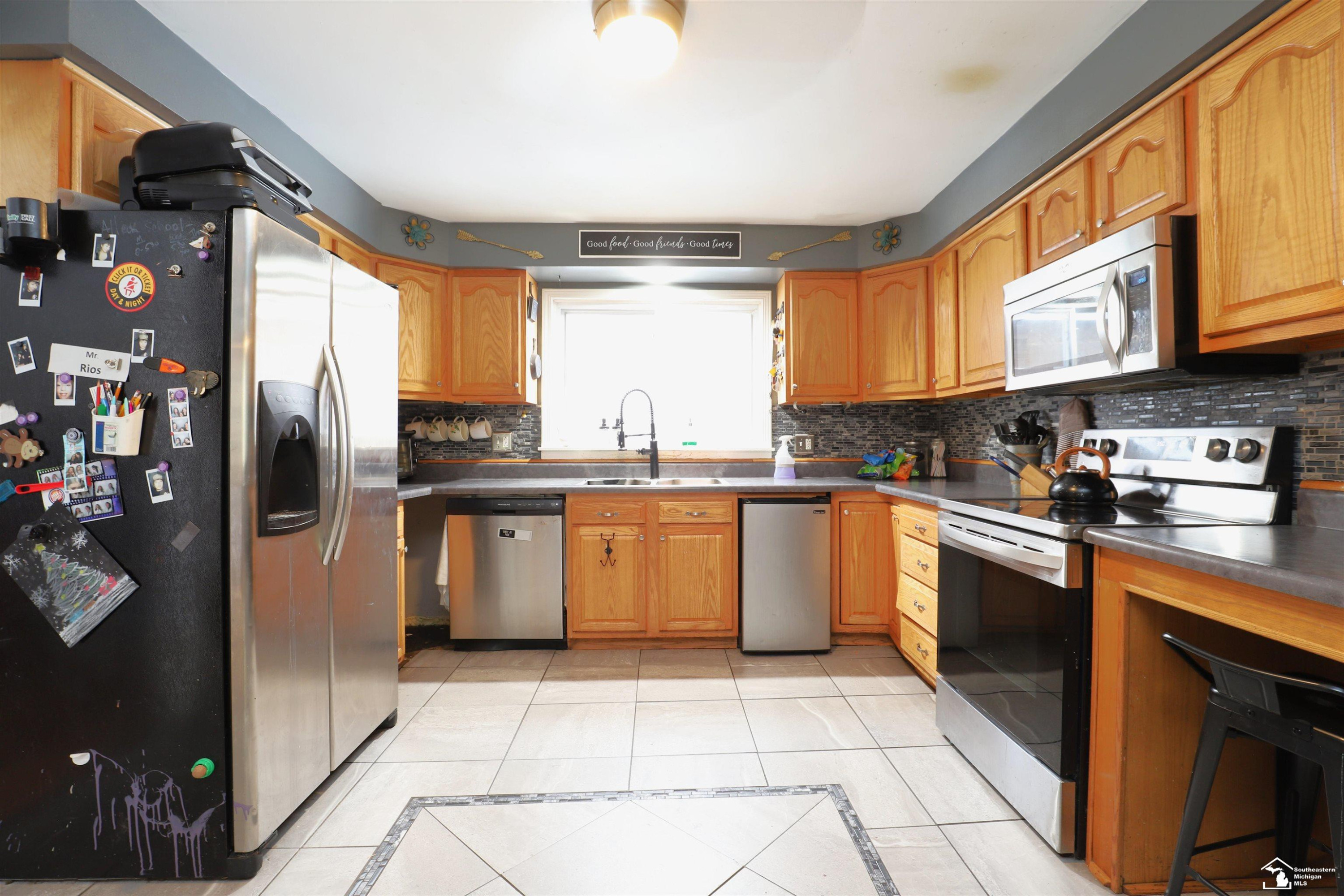 4940 Onway Drive, MI 49267 — Photo 14