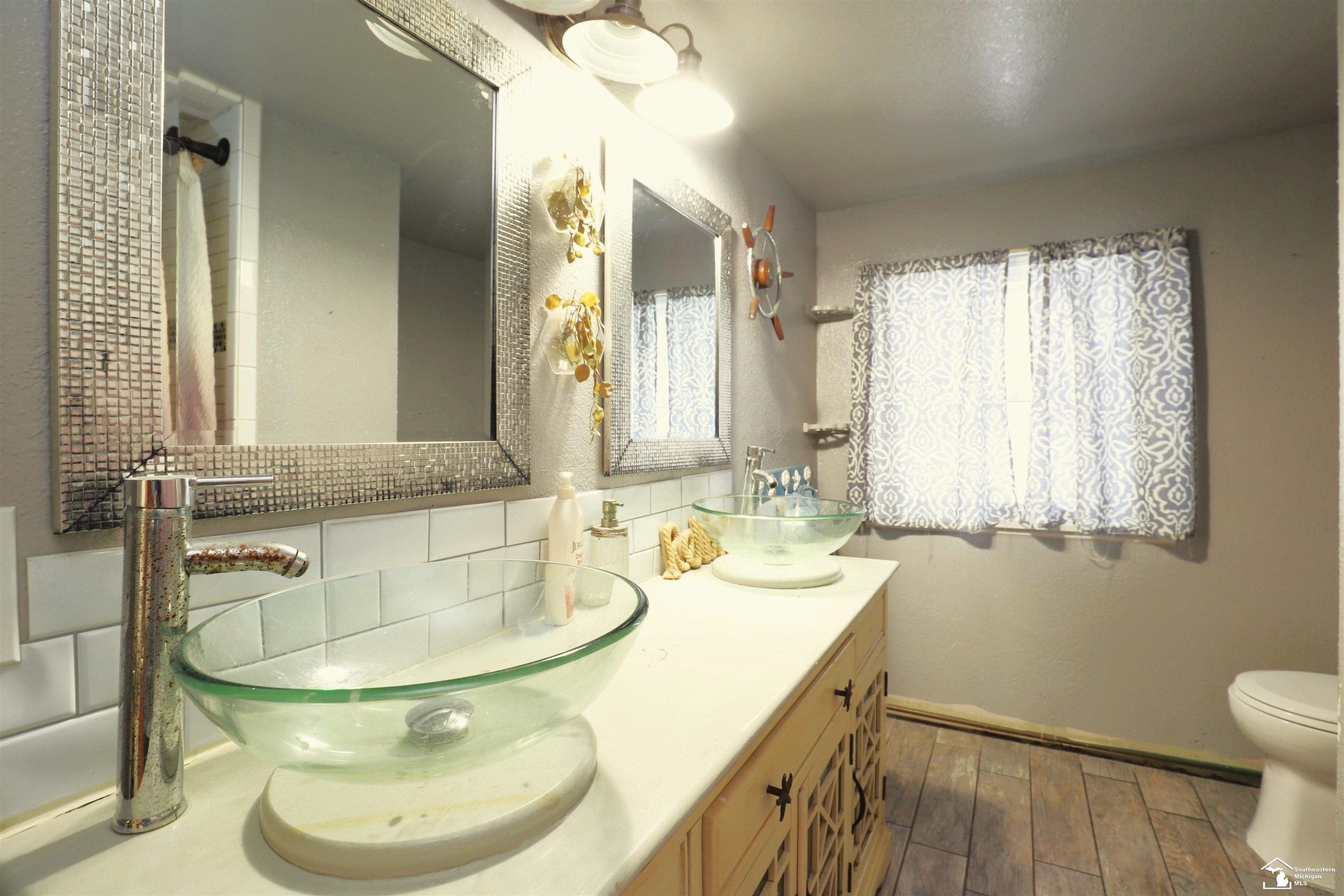 4940 Onway Drive, MI 49267 — Photo 31