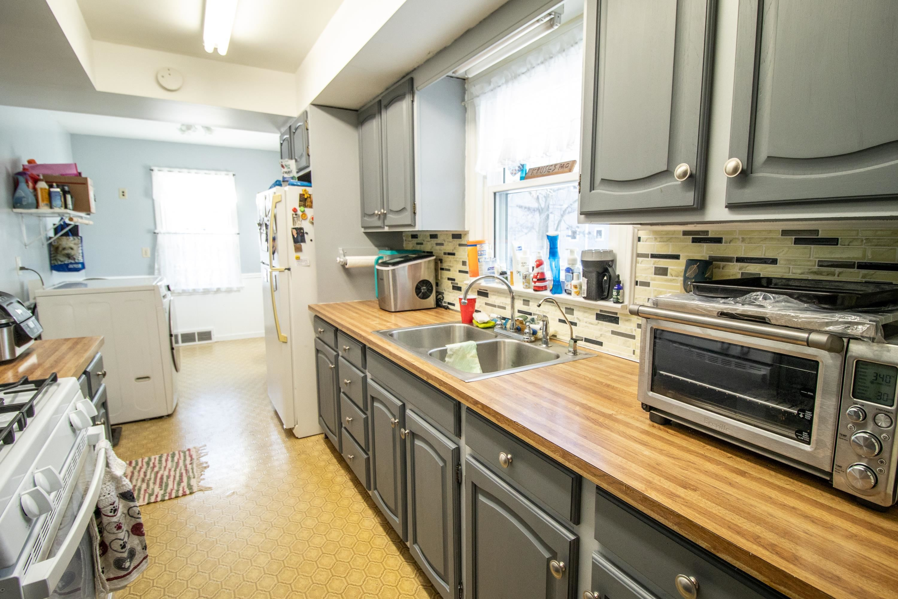 610 S Front Street, Chesaning, MI 48616 — Photo 11