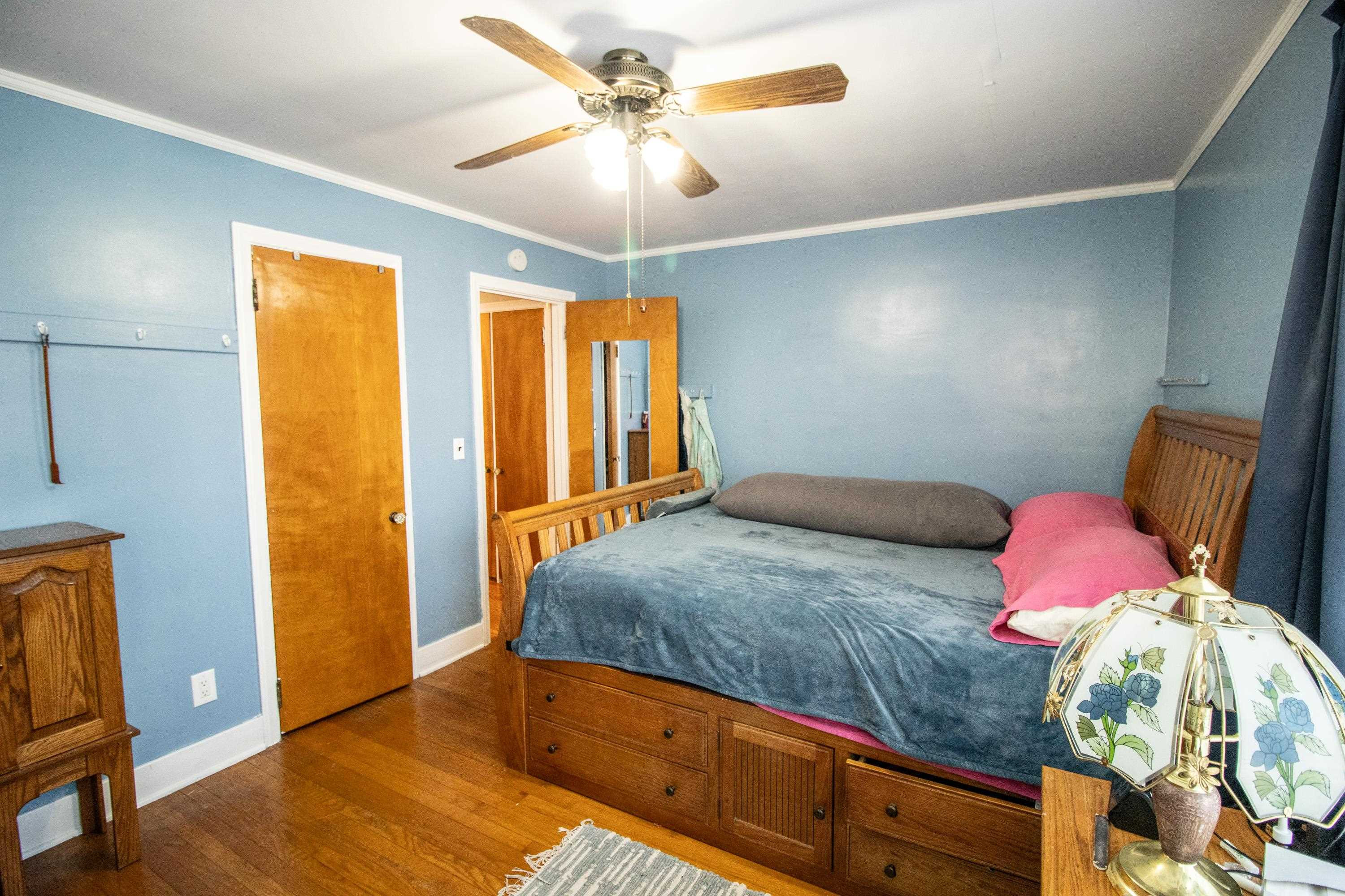 610 S Front Street, Chesaning, MI 48616 — Photo 16