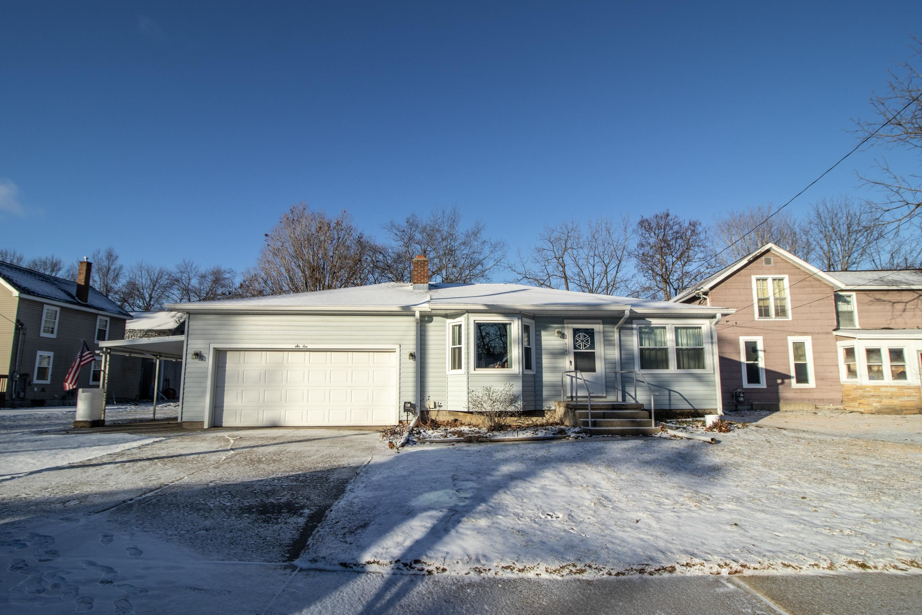 610 S Front Street, Chesaning, MI 48616 — Photo 33