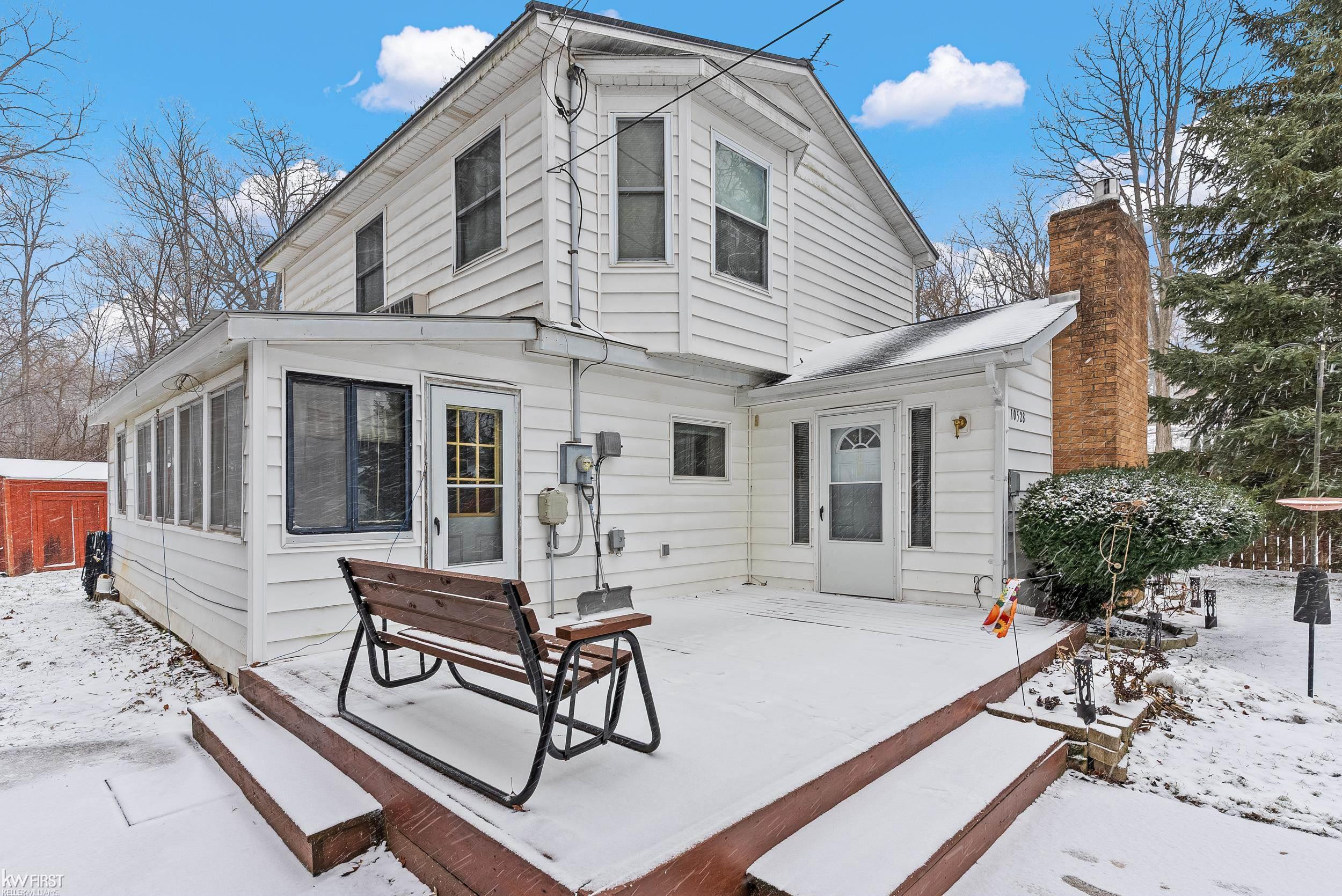 10528 Lake Shore Drive, Fenton, MI 48430 — Photo 4