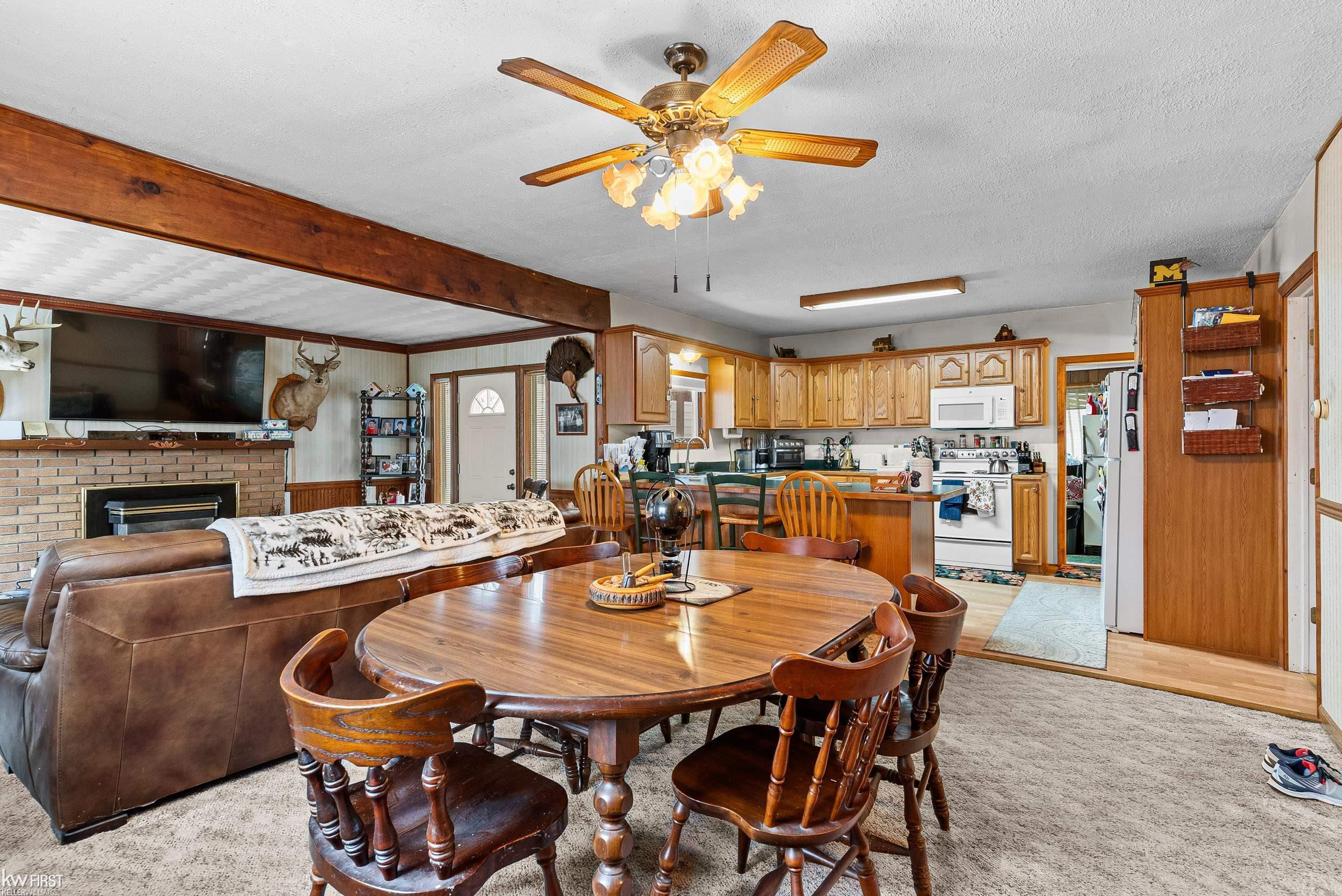 10528 Lake Shore Drive, Fenton, MI 48430 — Photo 12