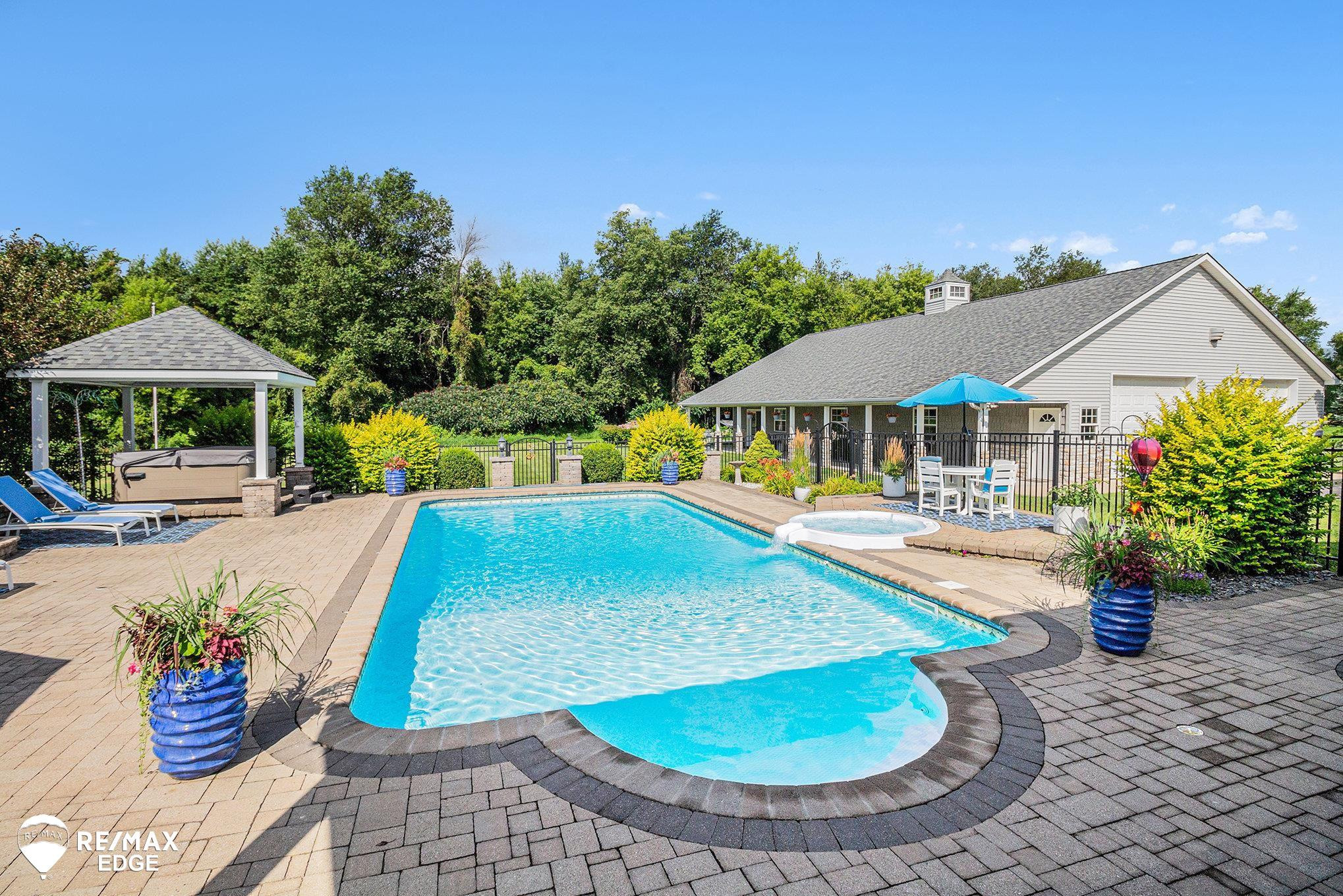 1077 Christine Drive, Lapeer, MI 48446 — Photo 8