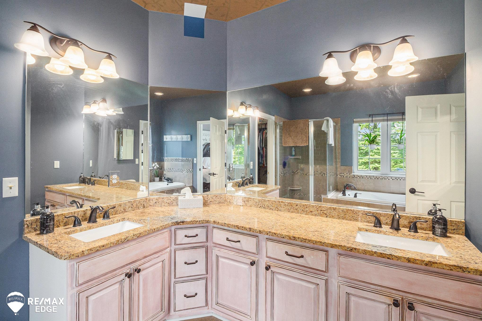 1077 Christine Drive, Lapeer, MI 48446 — Photo 19