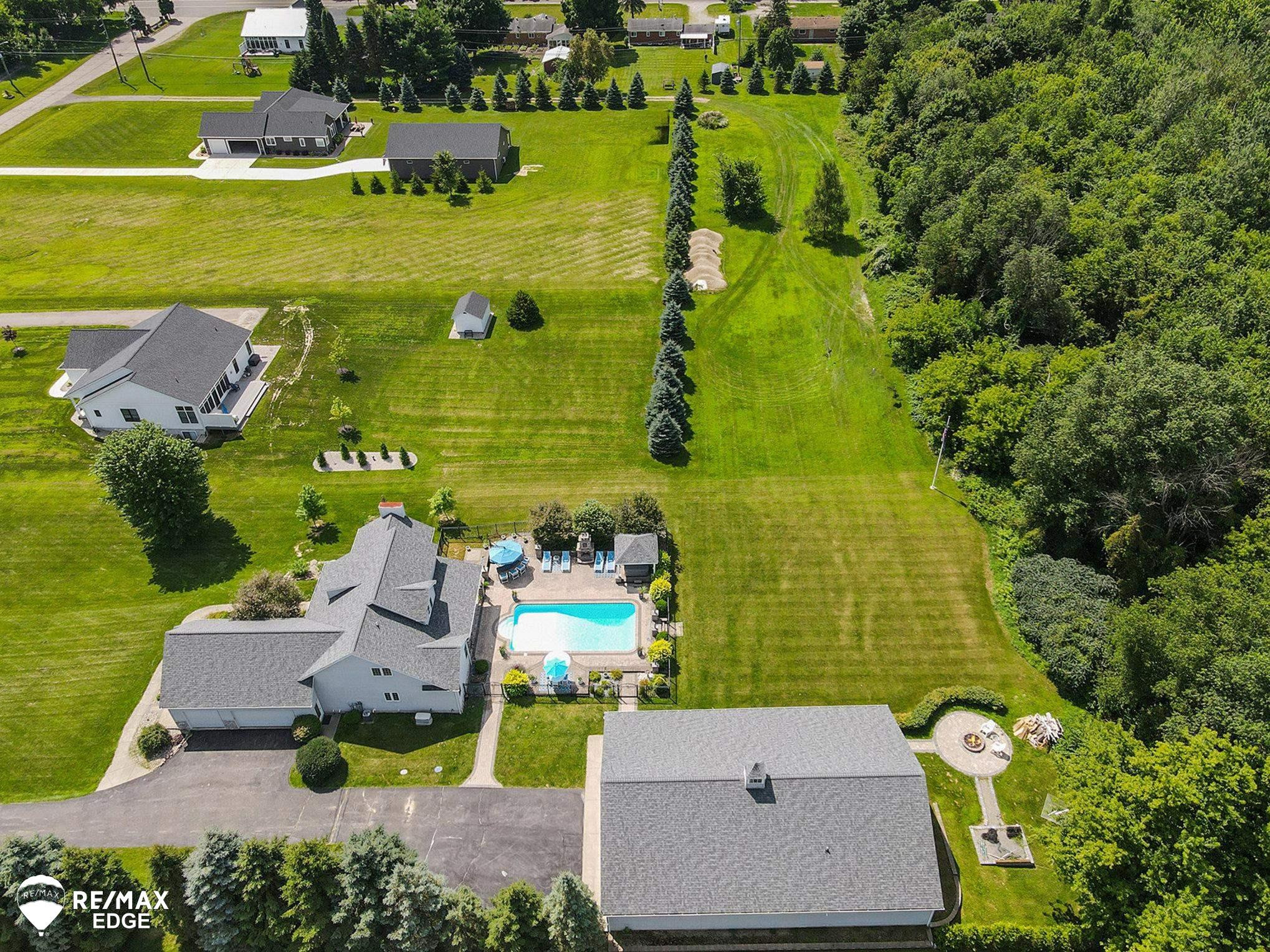 1077 Christine Drive, Lapeer, MI 48446 — Photo 42