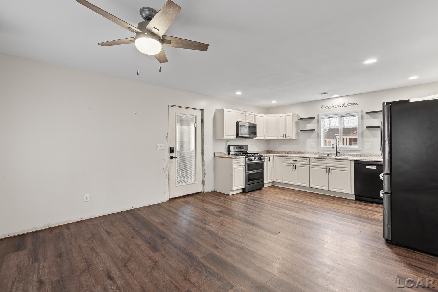 201 S Talbot Street Street, Addison, MI 49220 — Photo 7