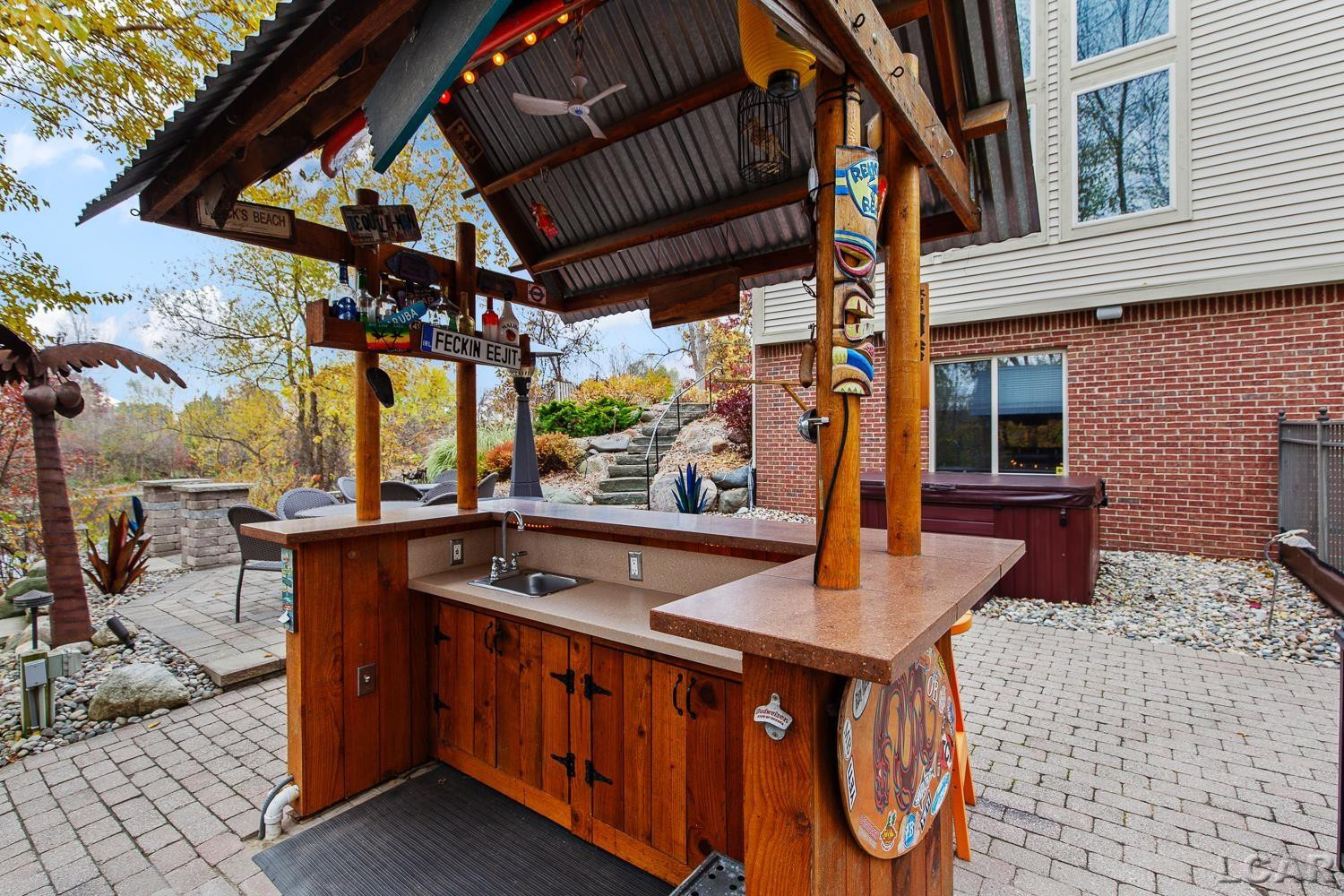 13000 Riviera Court, South Lyon, MI, 48178