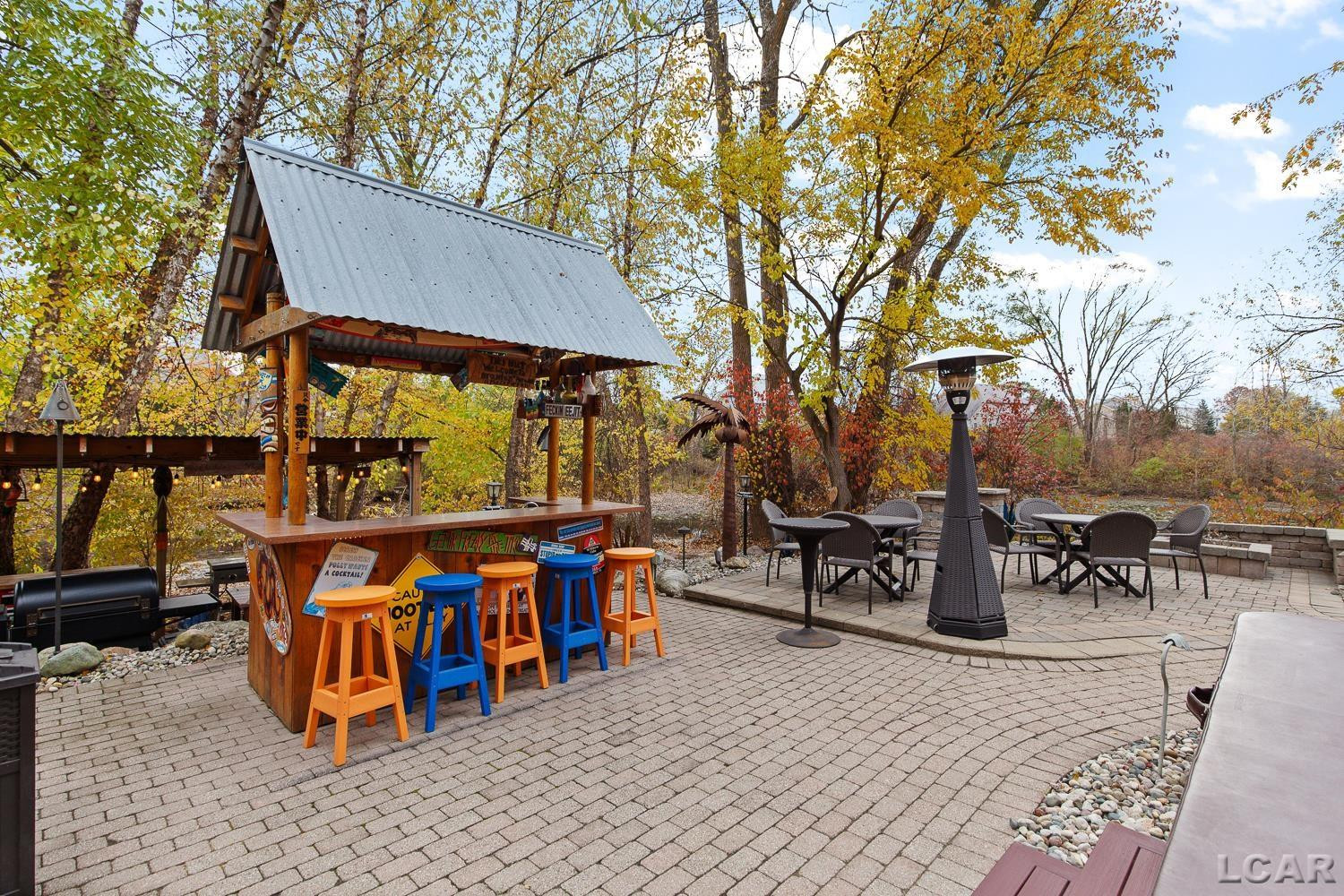 13000 Riviera Court, South Lyon, MI, 48178