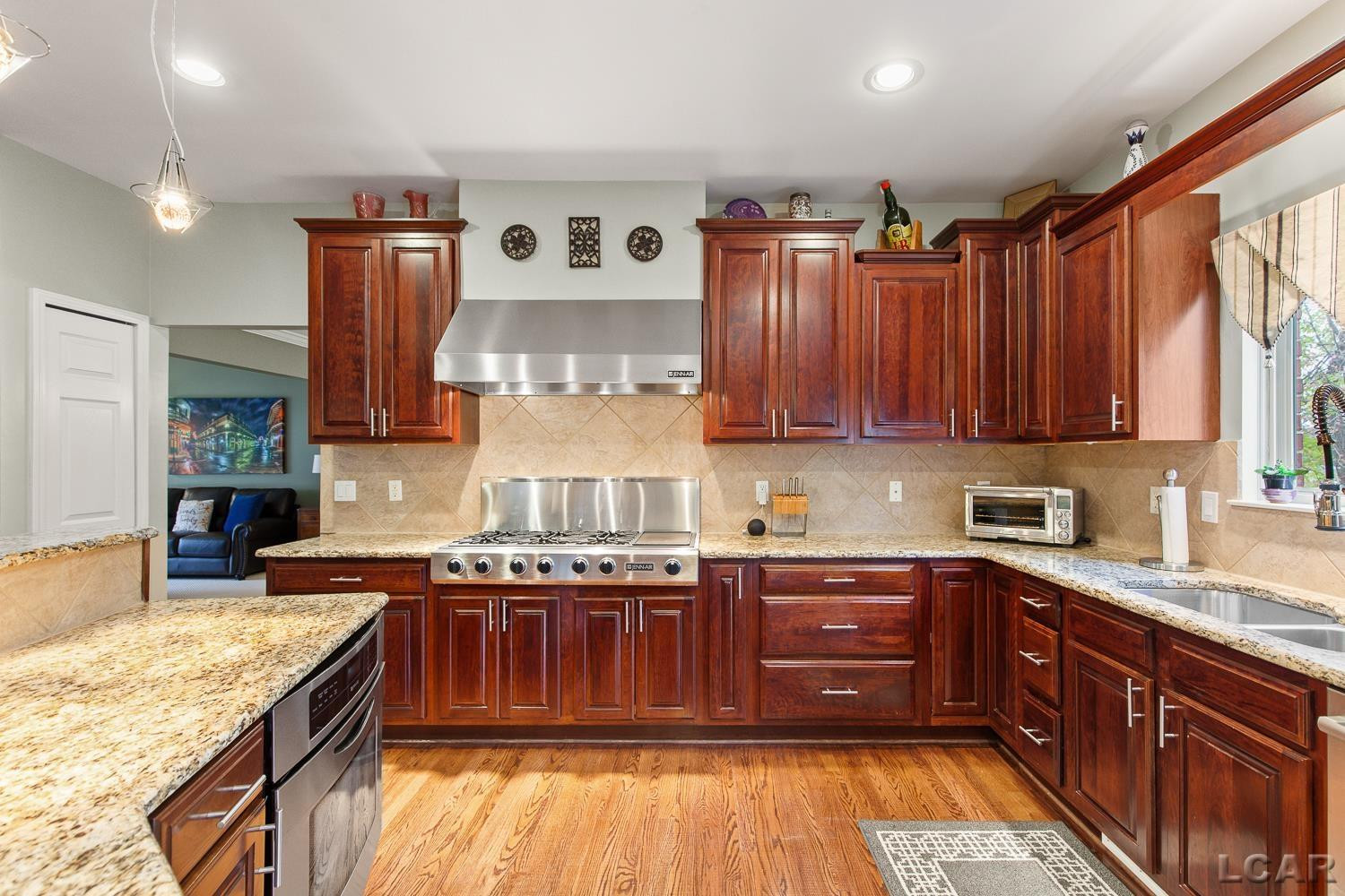 13000 Riviera Court, South Lyon, MI, 48178