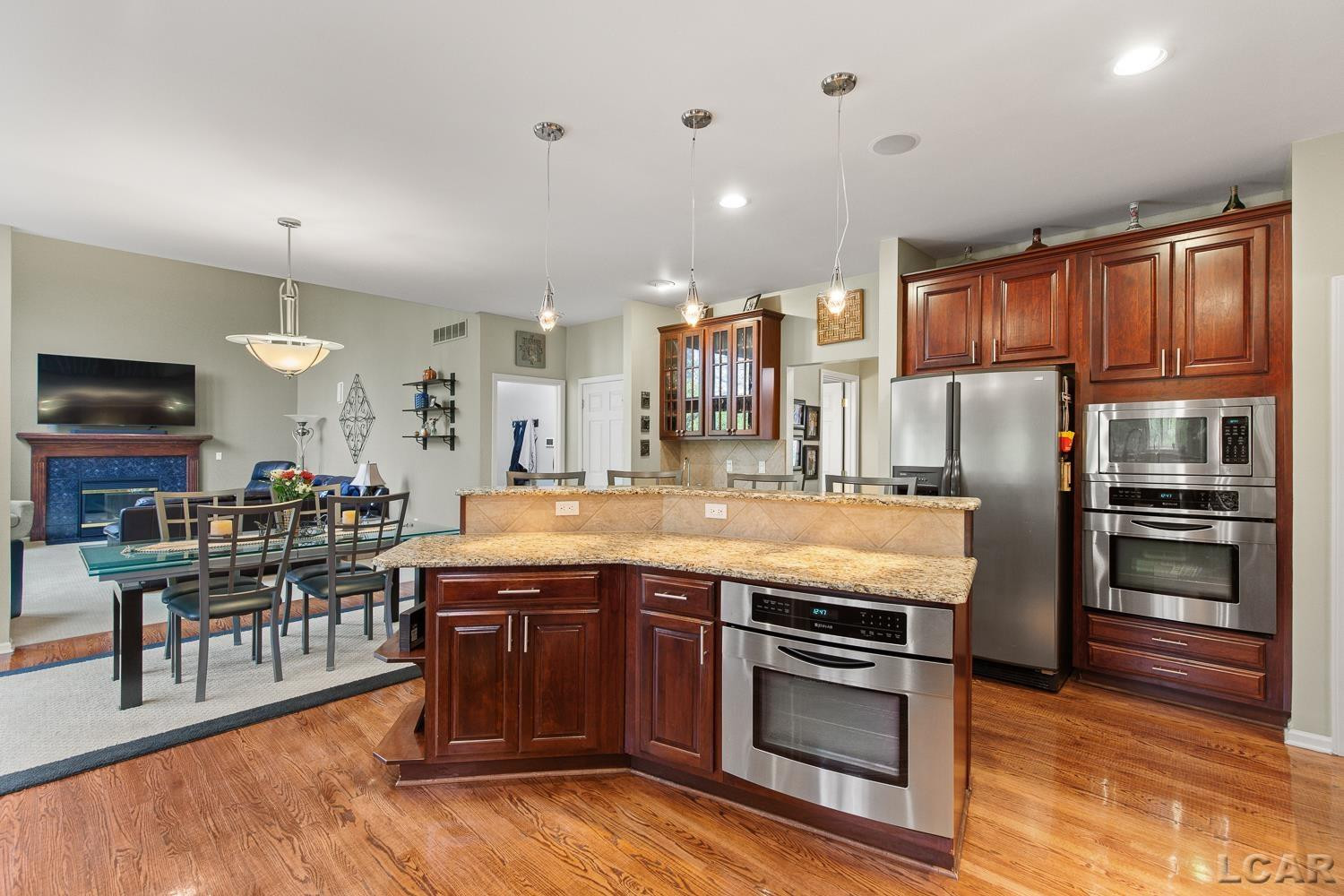 13000 Riviera Court, South Lyon, MI, 48178