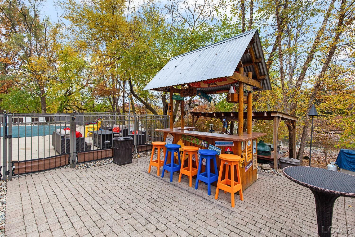 13000 Riviera Court, South Lyon, MI, 48178