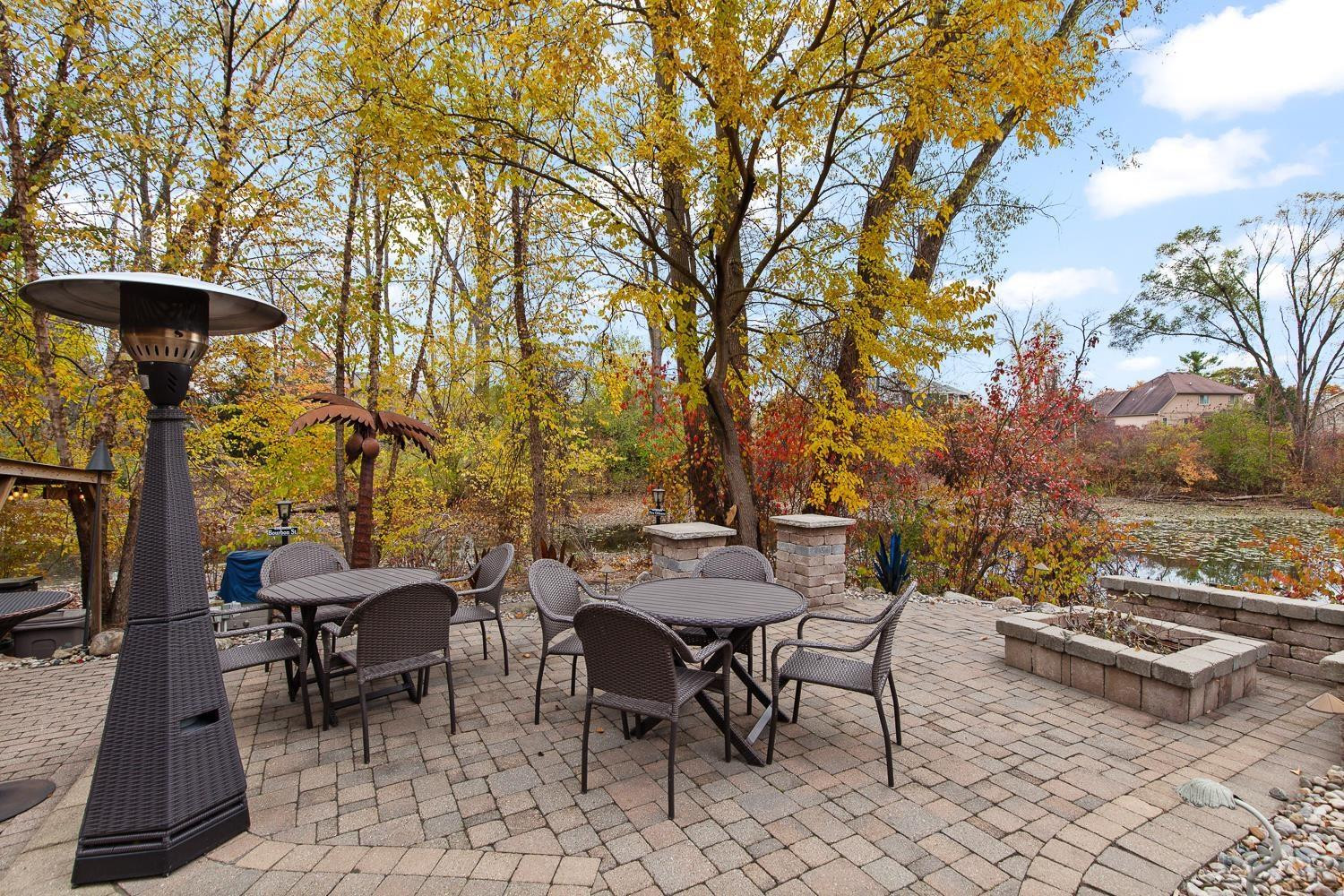 13000 Riviera Court, South Lyon, MI, 48178