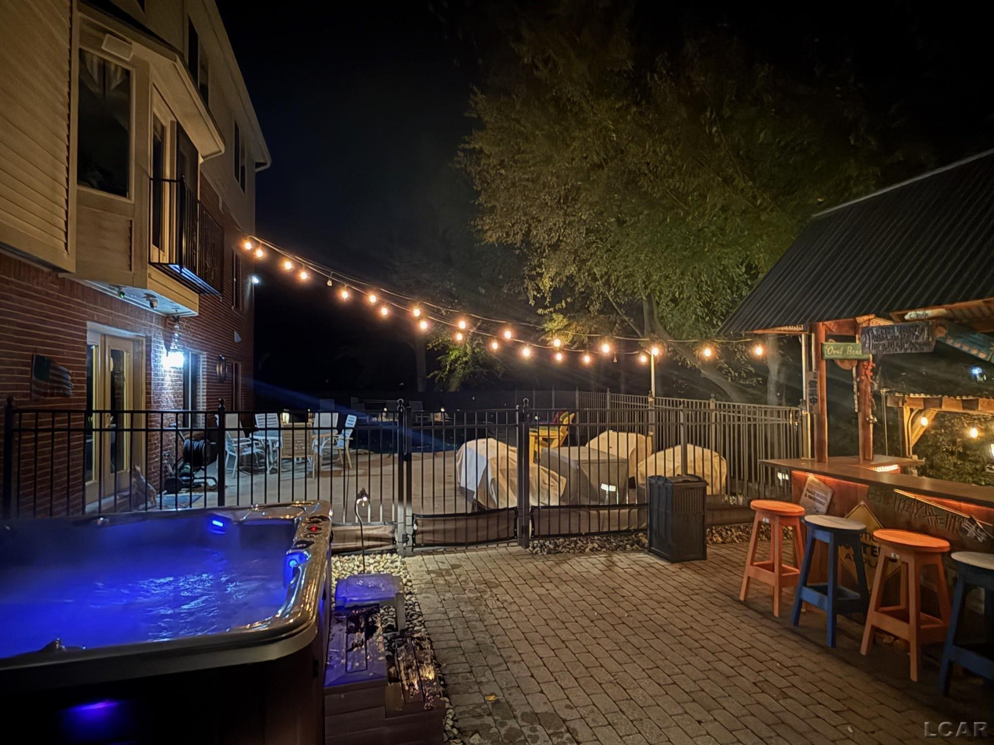 13000 Riviera Court, South Lyon, MI, 48178