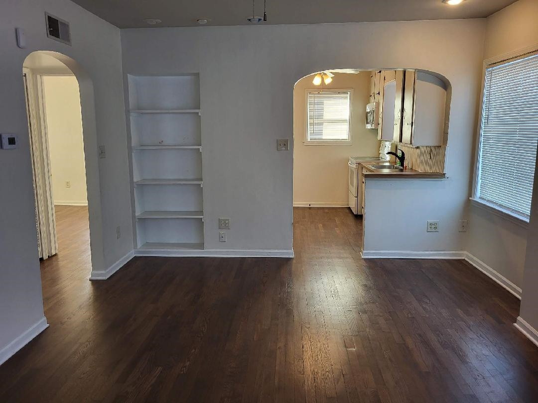1216 E Hemphill Road, Burton, MI 48529 — Photo 2