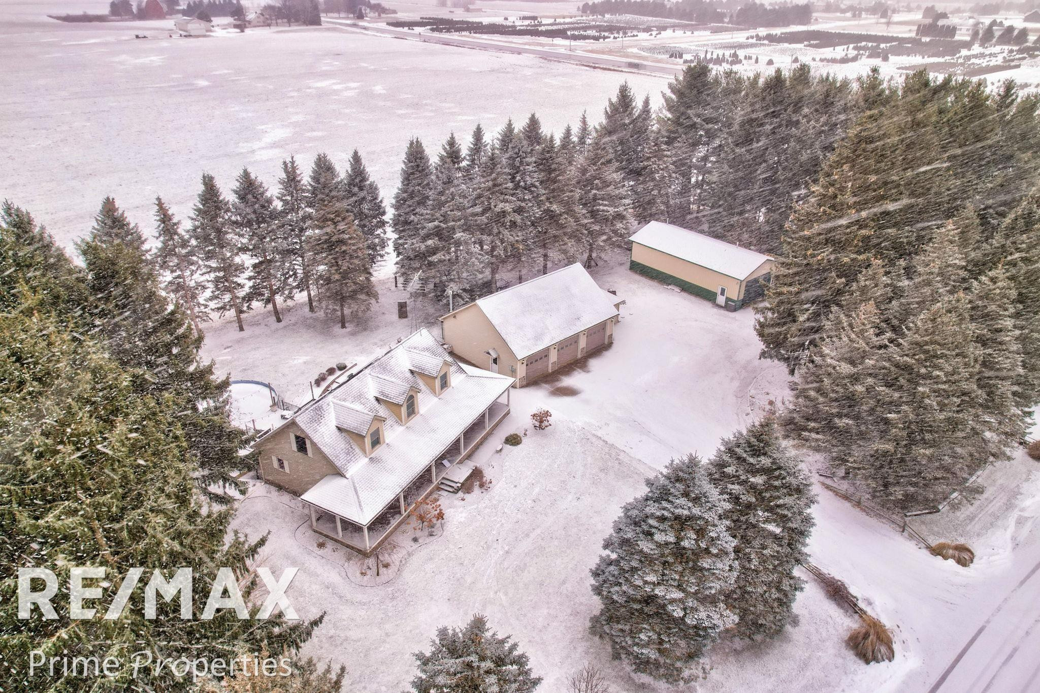 1205 Pine Lake Trail, Marlette, MI 48453 — front exterior