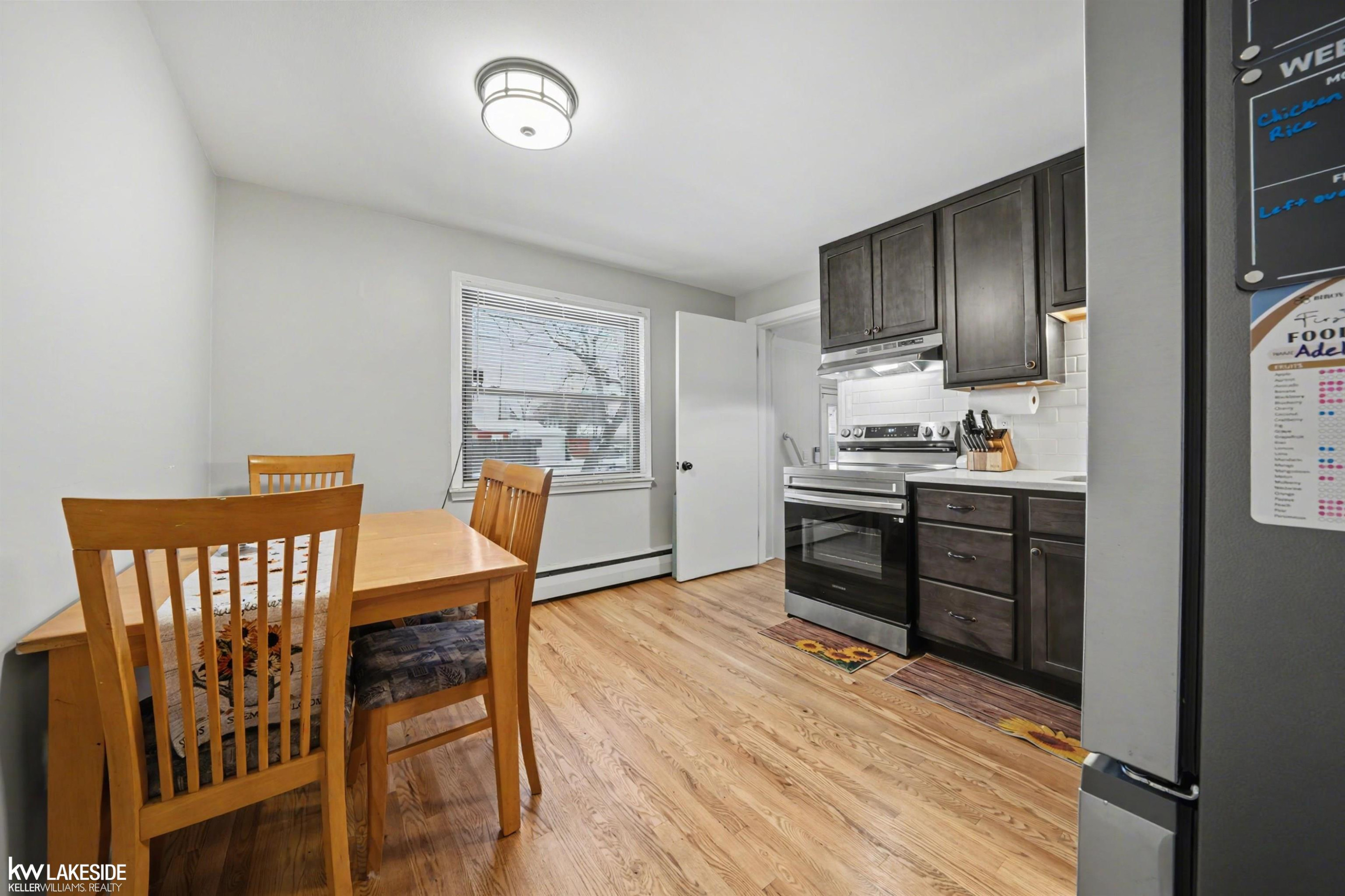 8205 State Park, Center Line, MI 48015 — Photo 11