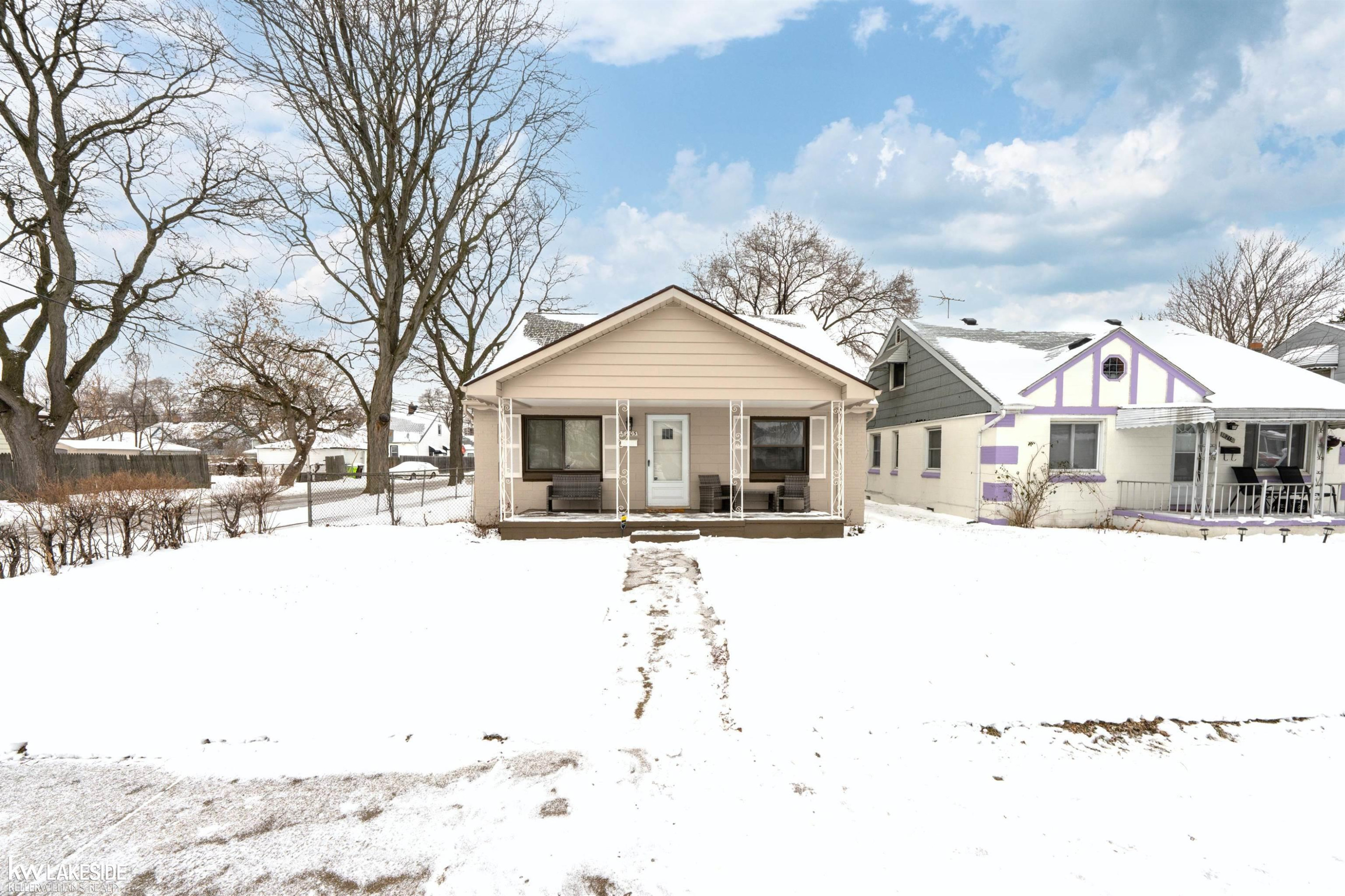 8205 State Park, Center Line, MI 48015 — Photo 22