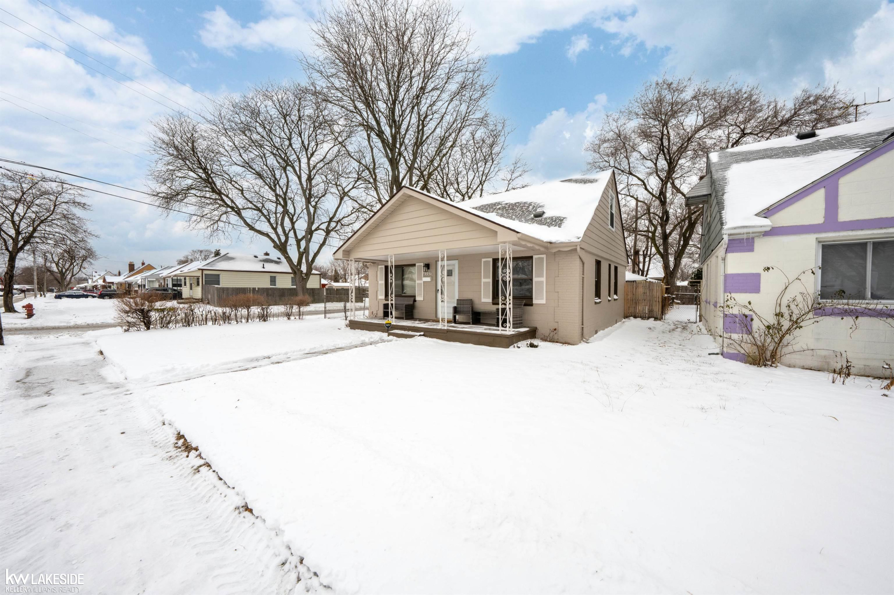 8205 State Park, Center Line, MI 48015 — Photo 26