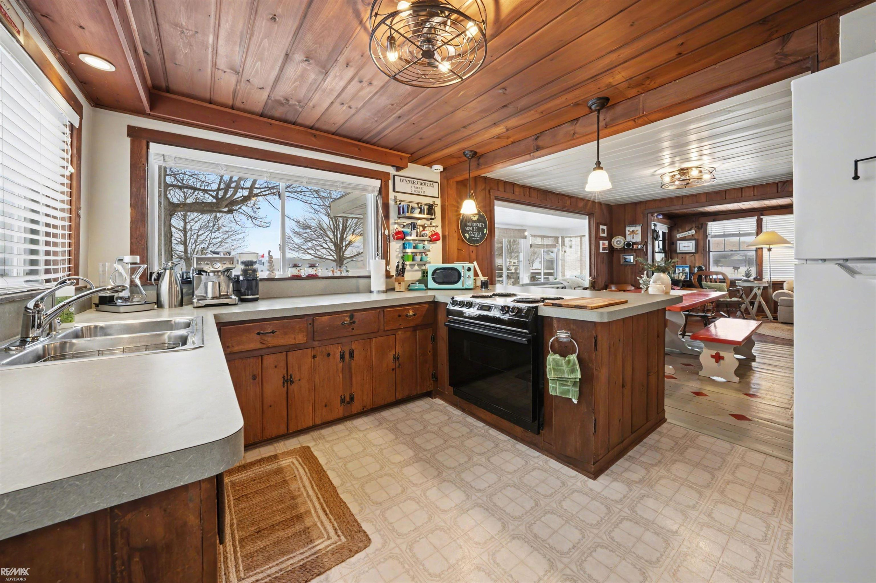 3838 South Channel Drive, MI 48028 — Photo 10